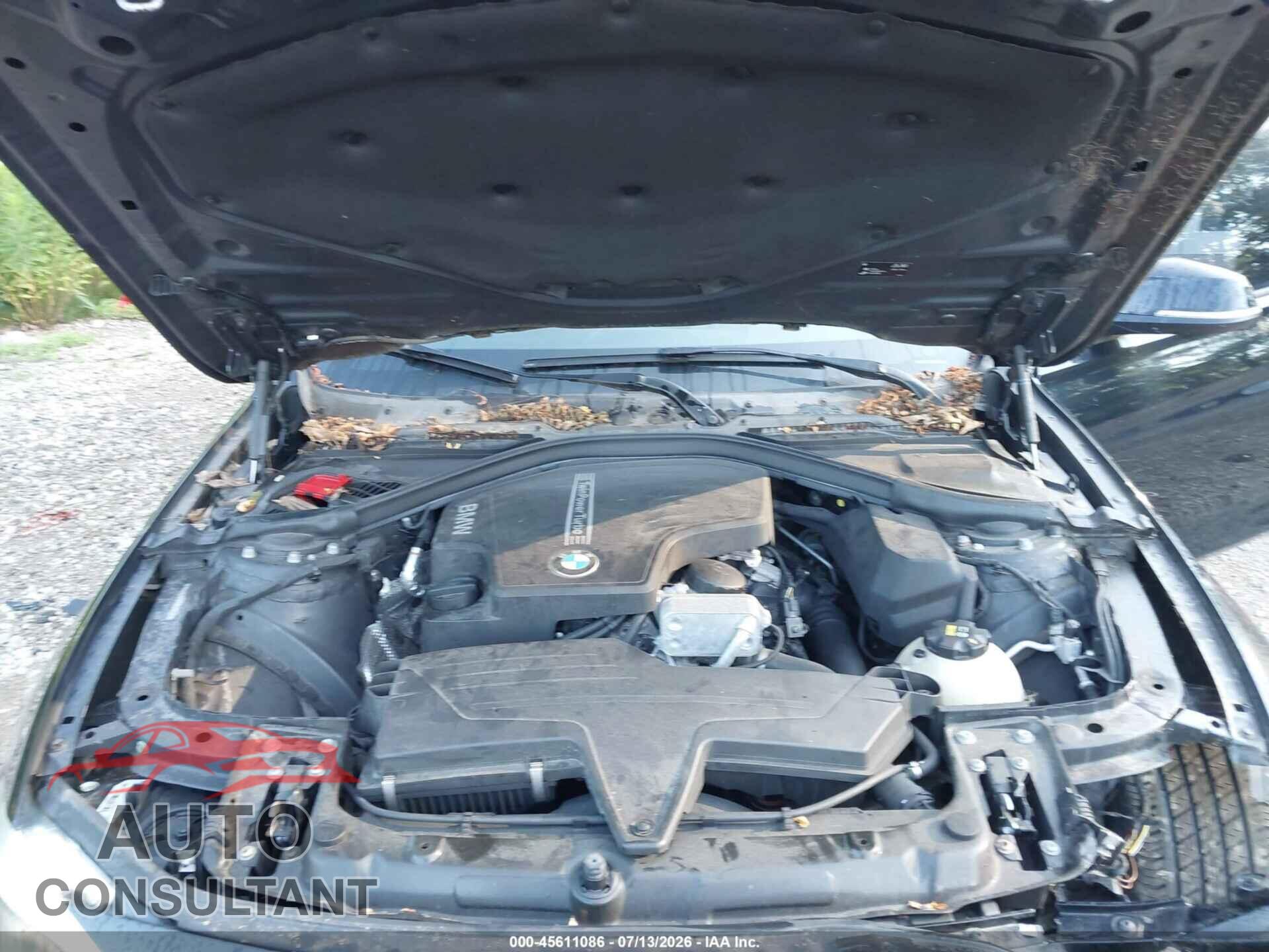 BMW 320I 2016 - WBA8E5G5XGNU20037