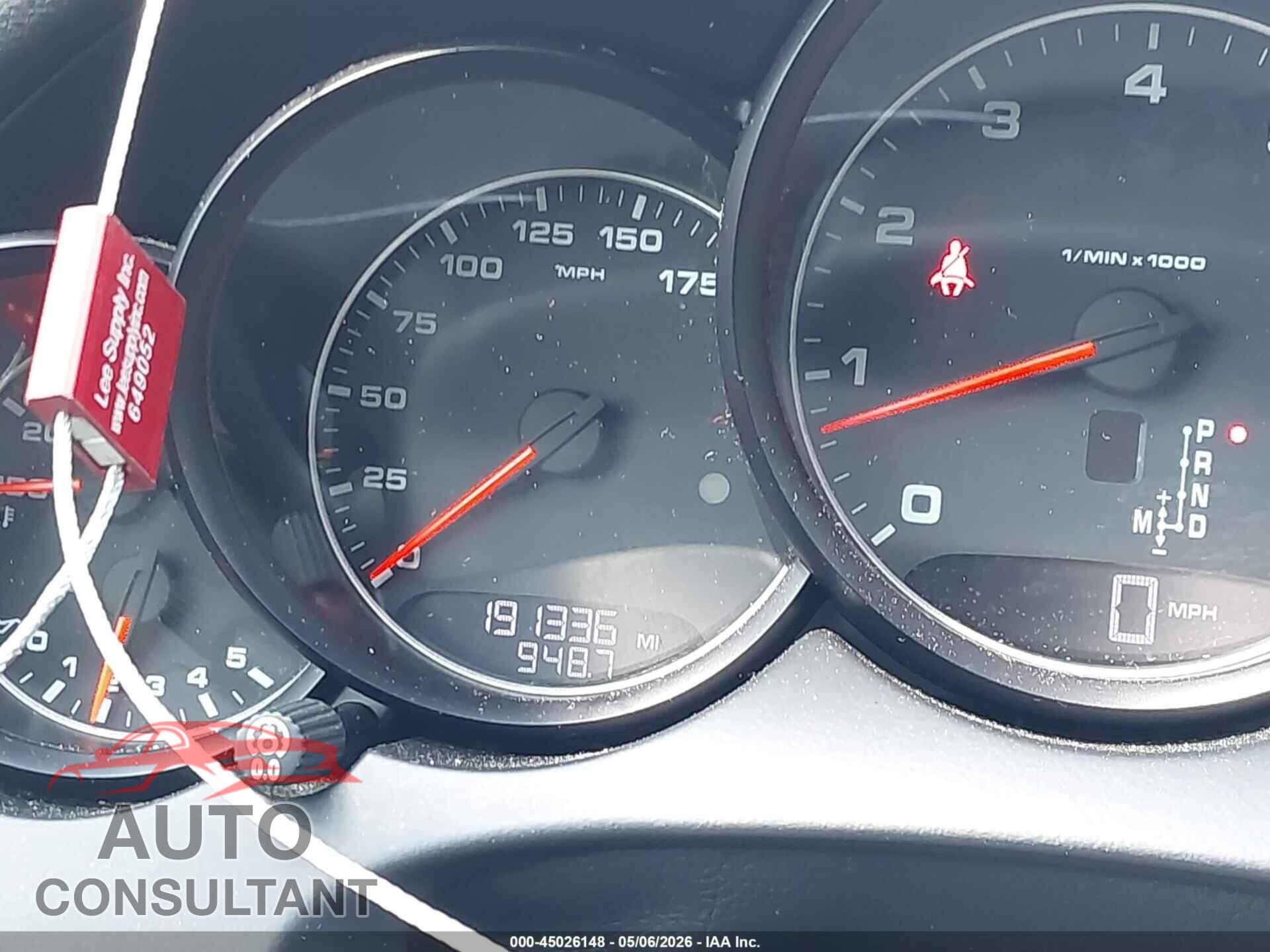 PORSCHE CAYENNE 2012 - WP1AA2A21CLA05402