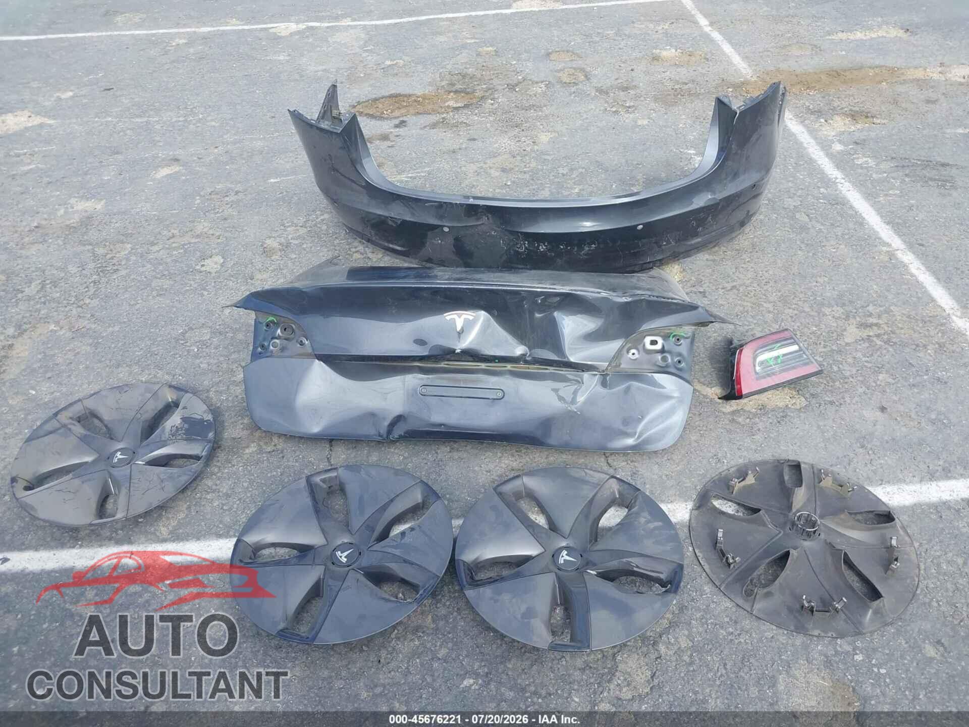 TESLA MODEL 3 2018 - 5YJ3E1EA2JF158459