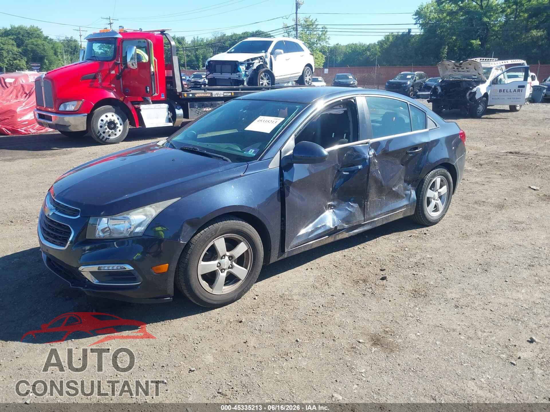 CHEVROLET CRUZE 2015 - 1G1PC5SB1F7203473