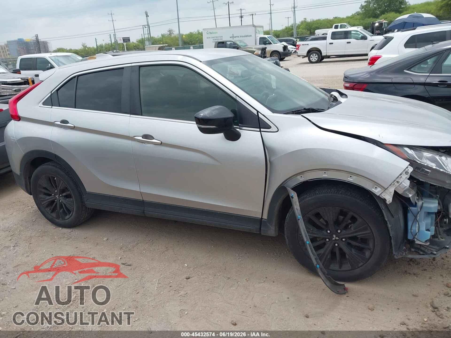 MITSUBISHI ECLIPSE CROSS 2018 - JA4AT4AA1JZ046843