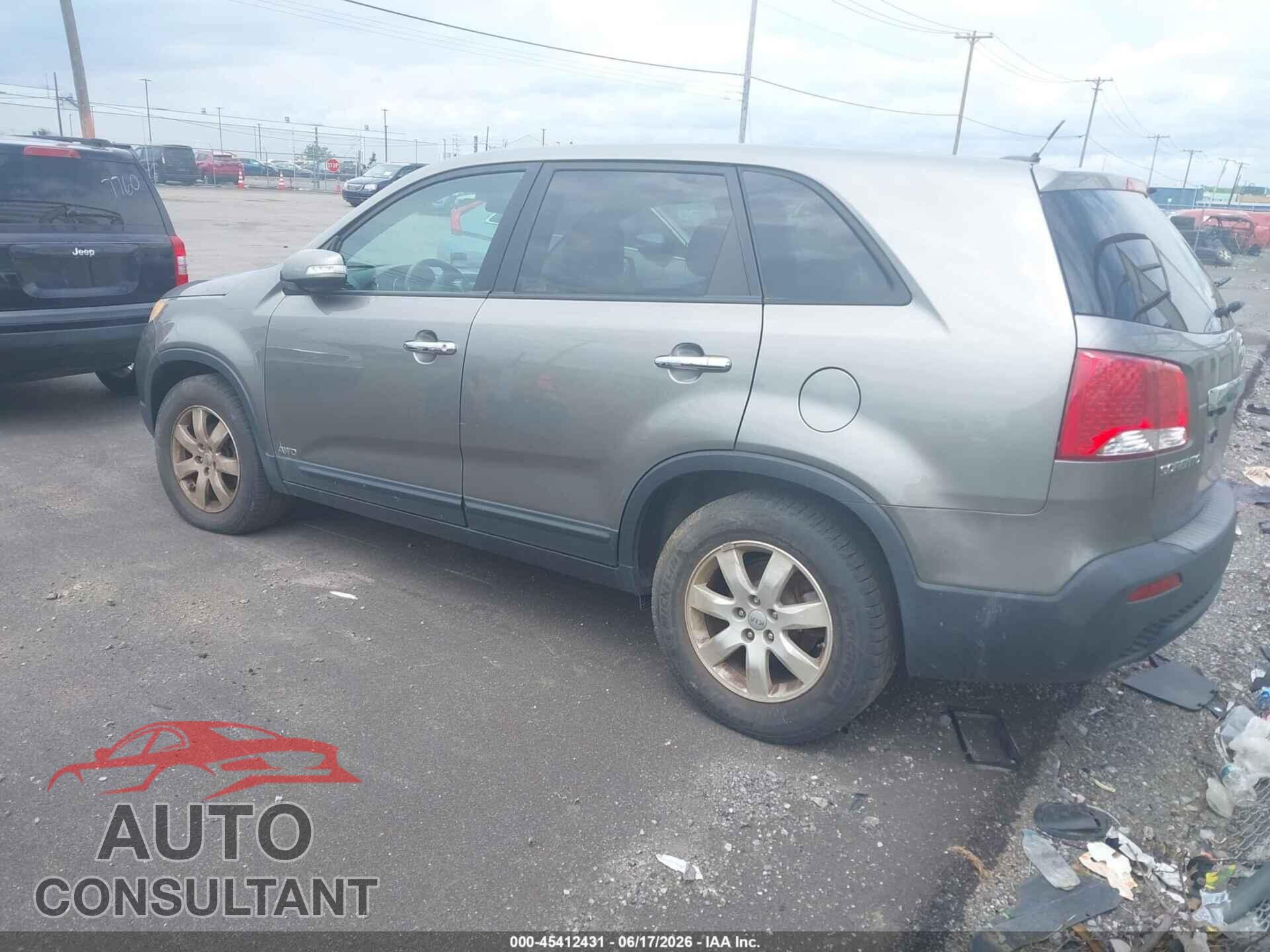 KIA SORENTO 2012 - 5XYKTCA65CG212413