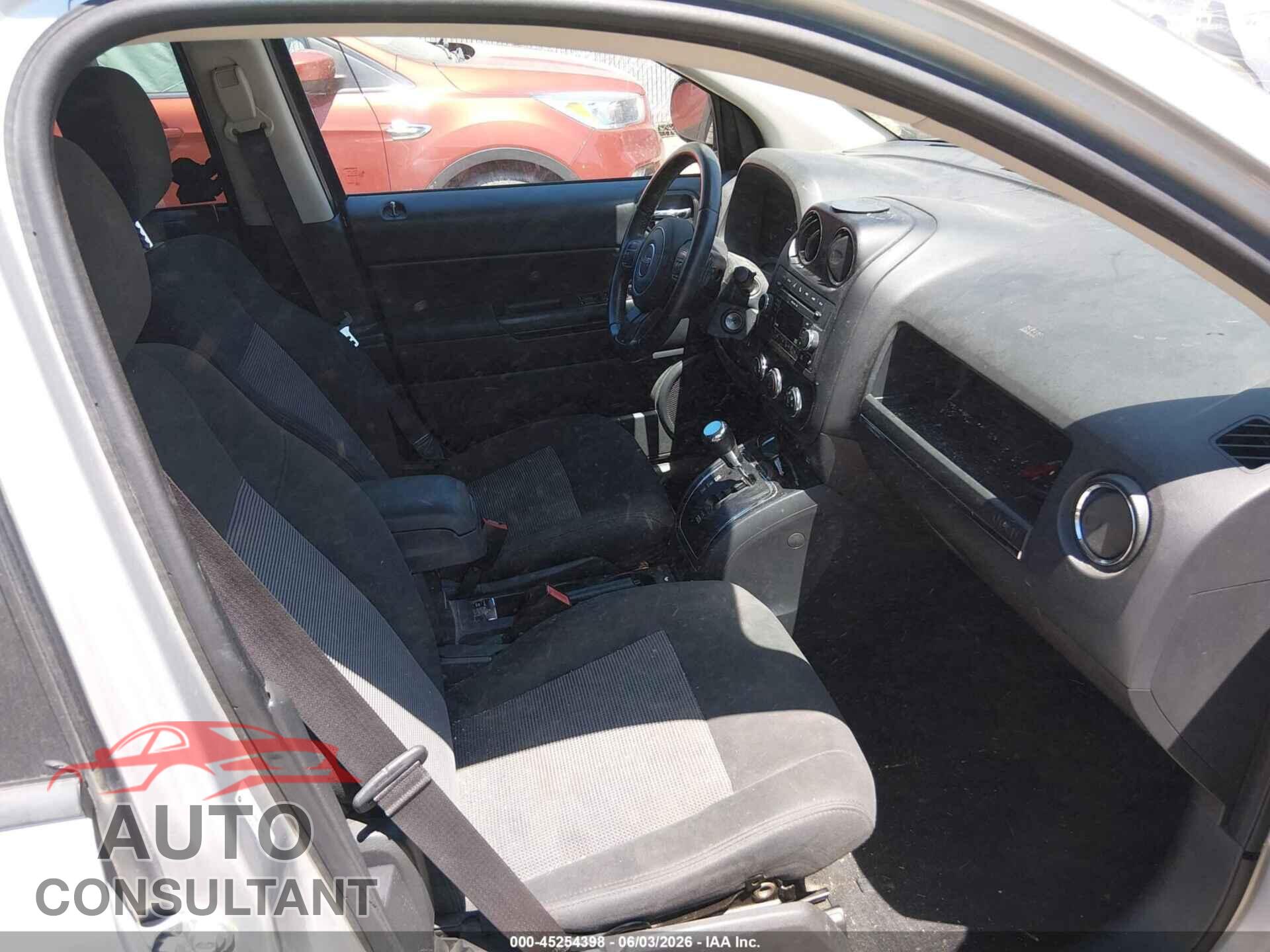 JEEP COMPASS 2011 - 1J4NF1FB8BD263880