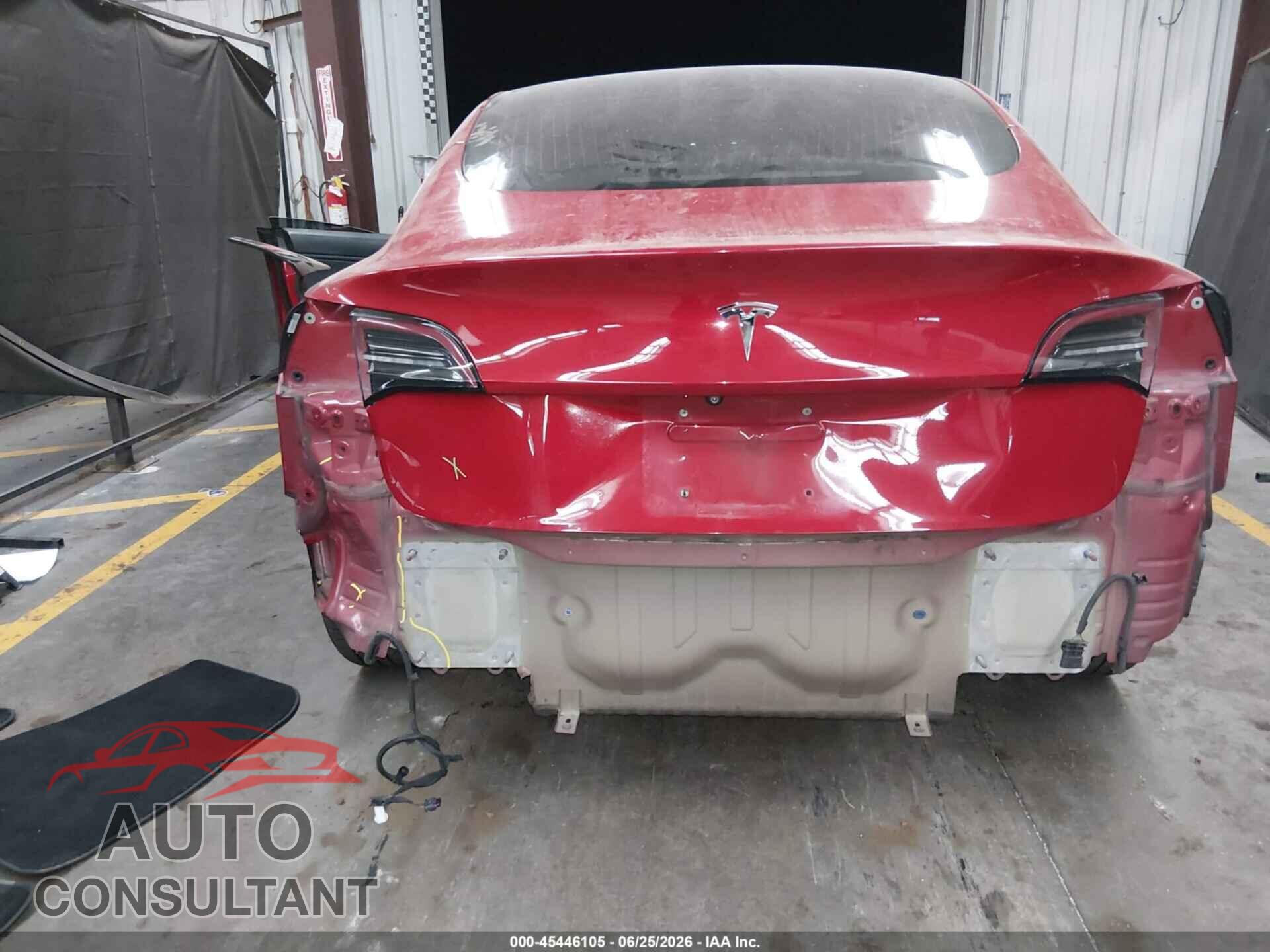 TESLA MODEL 3 2018 - 5YJ3E1EA8JF034115