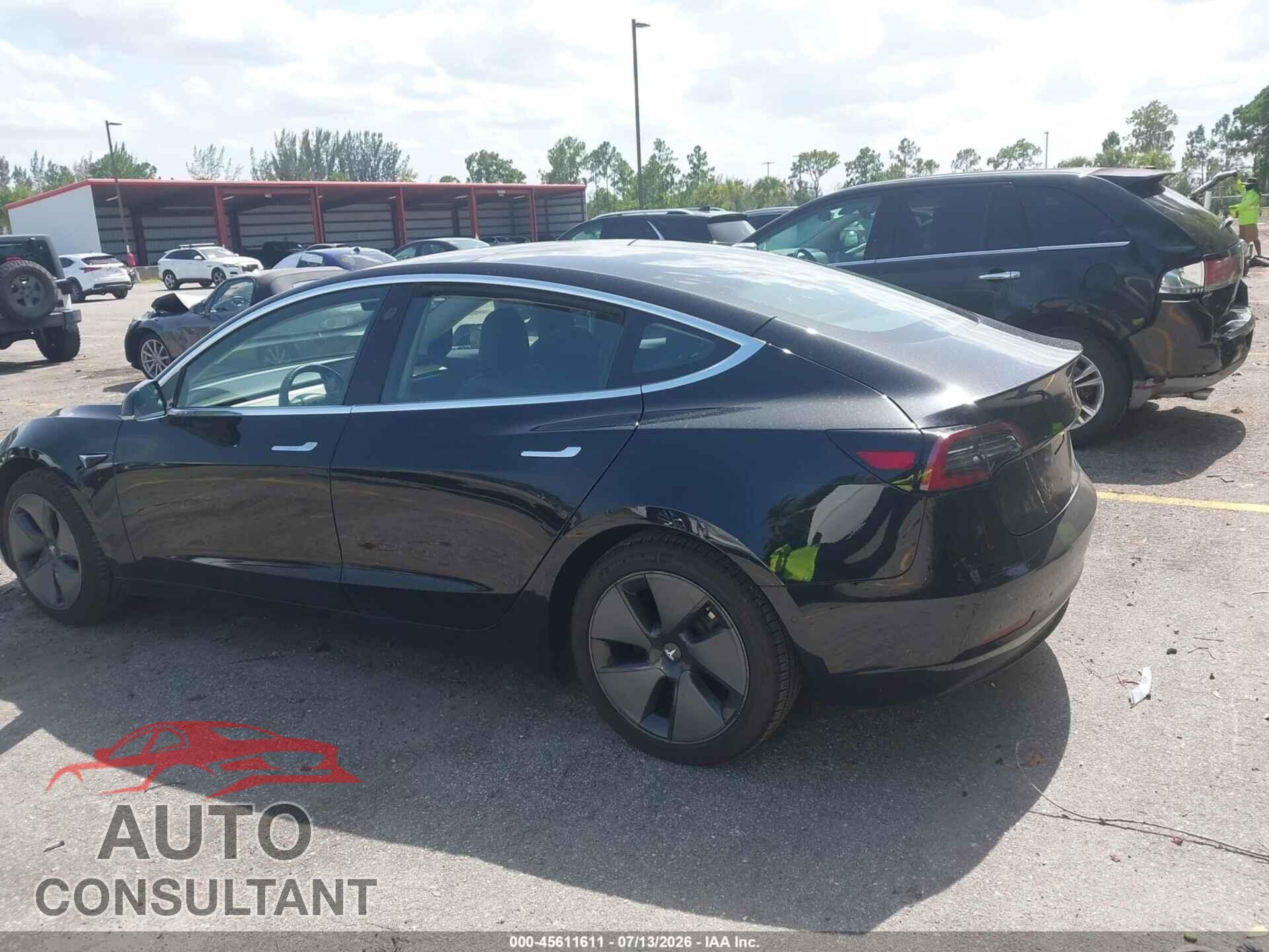 TESLA MODEL 3 2018 - 5YJ3E1EA0JF089108