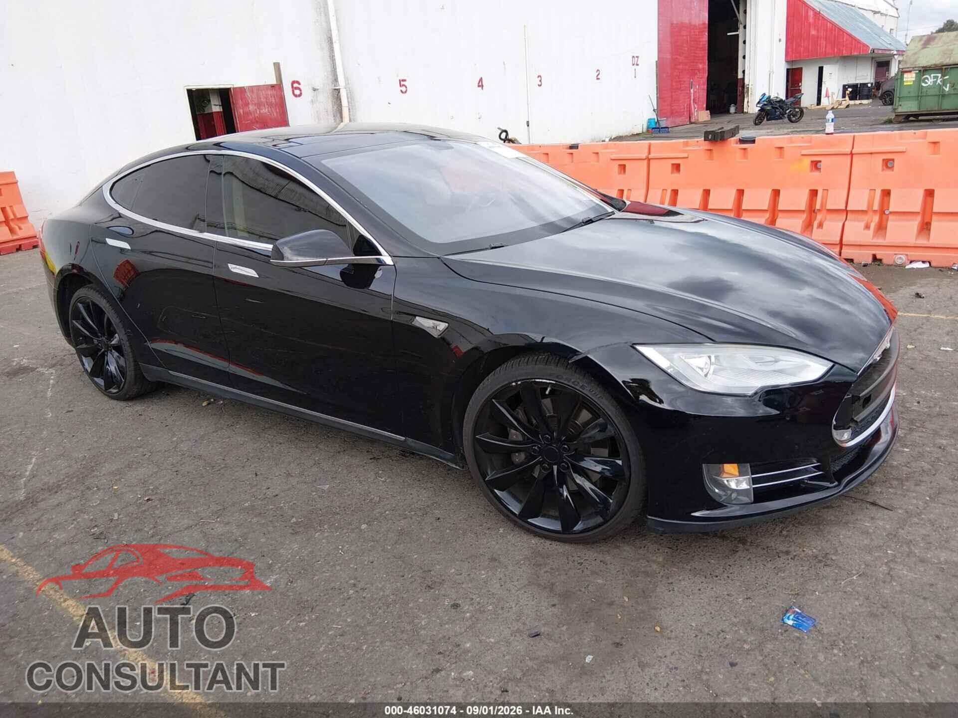 TESLA MODEL S 2013 - 5YJSA1CN9DFP05597