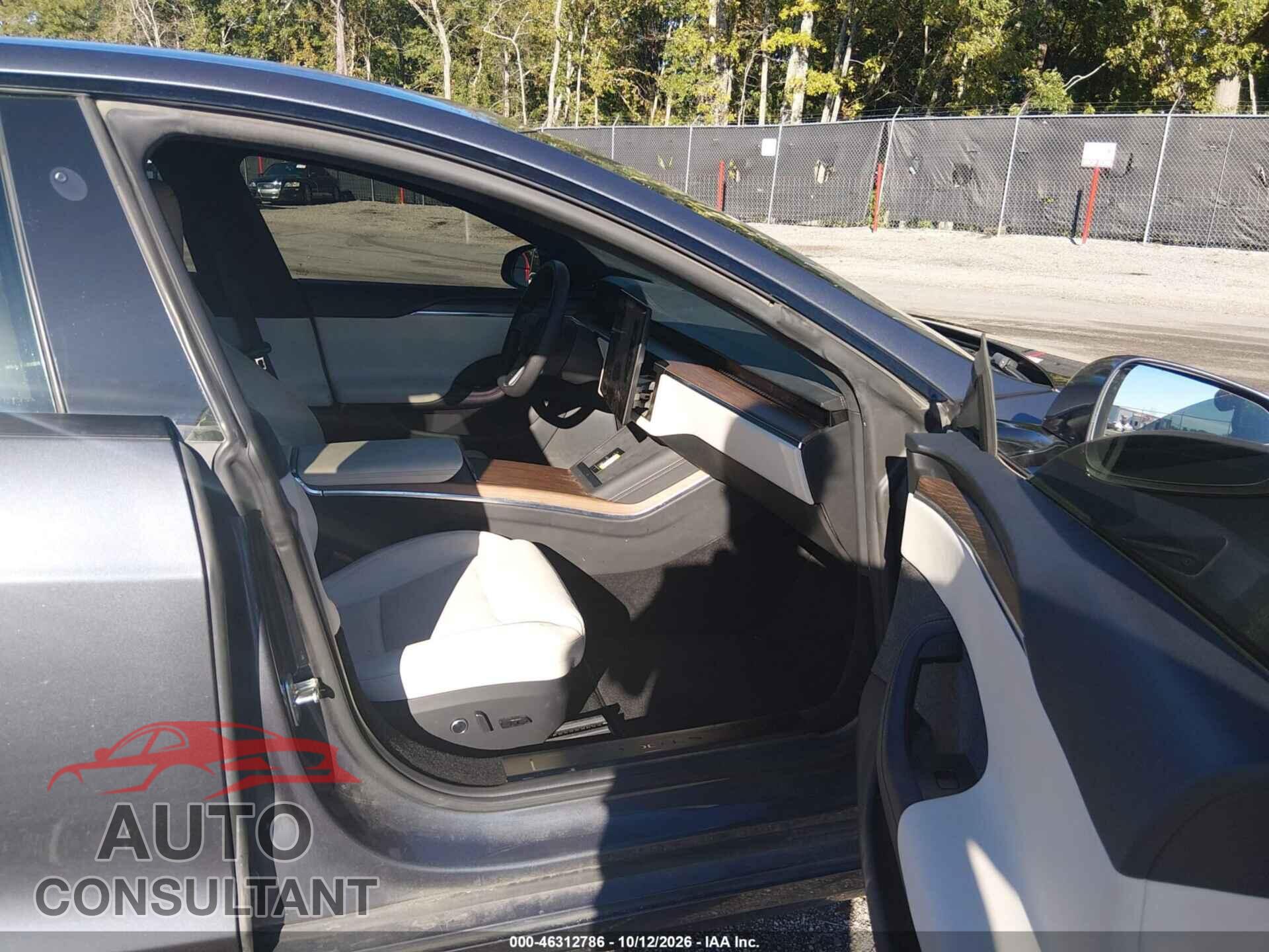 TESLA MODEL S 2021 - 5YJSA1E50MF428397