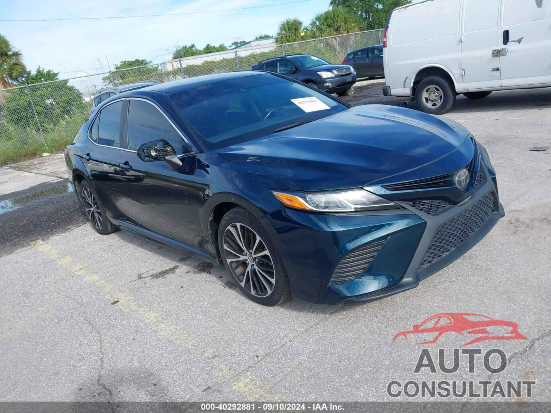 TOYOTA CAMRY 2018 - JTNB11HK9J3030448