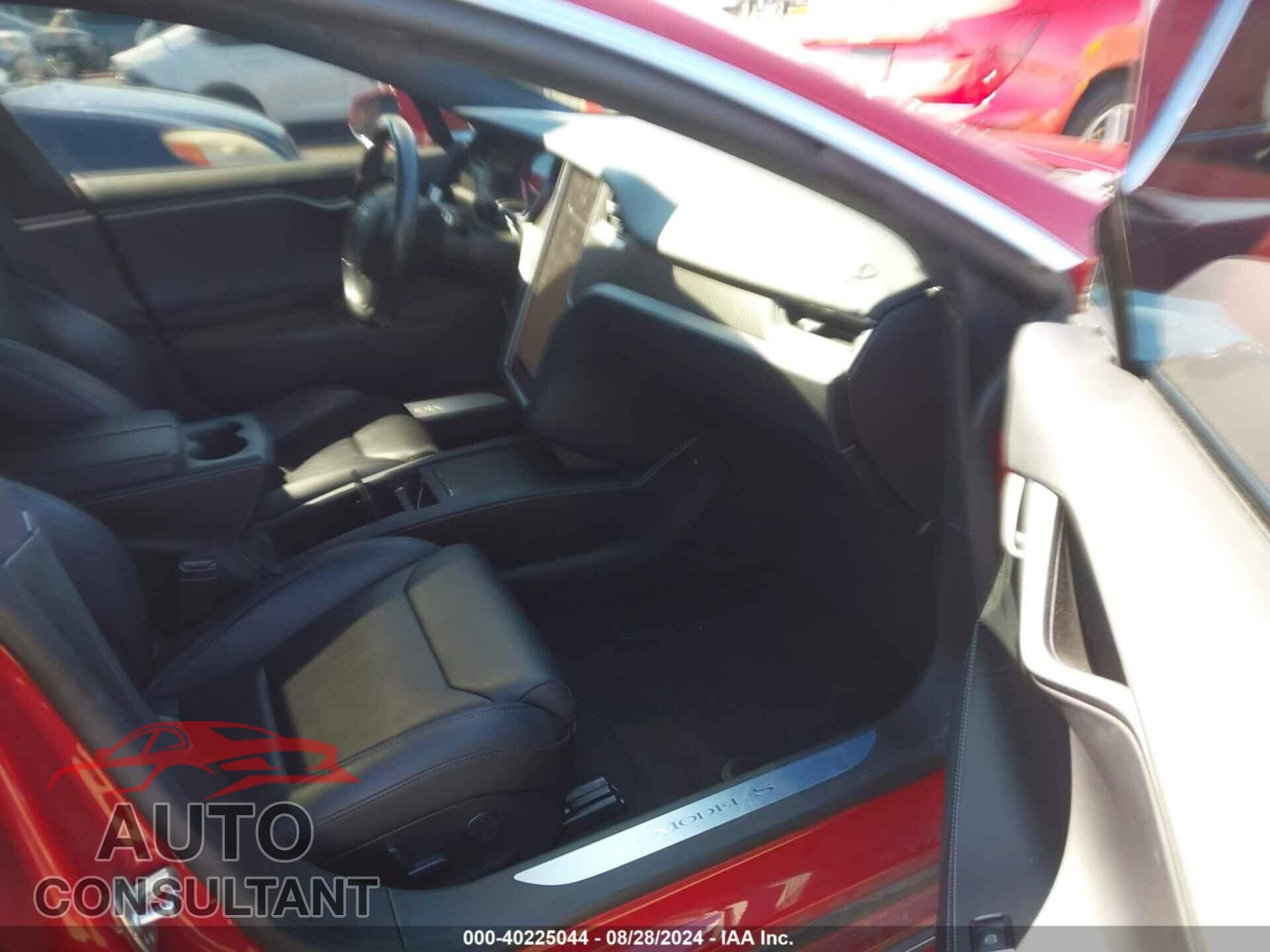 TESLA MODEL S 2018 - 5YJSA1E26JF257222