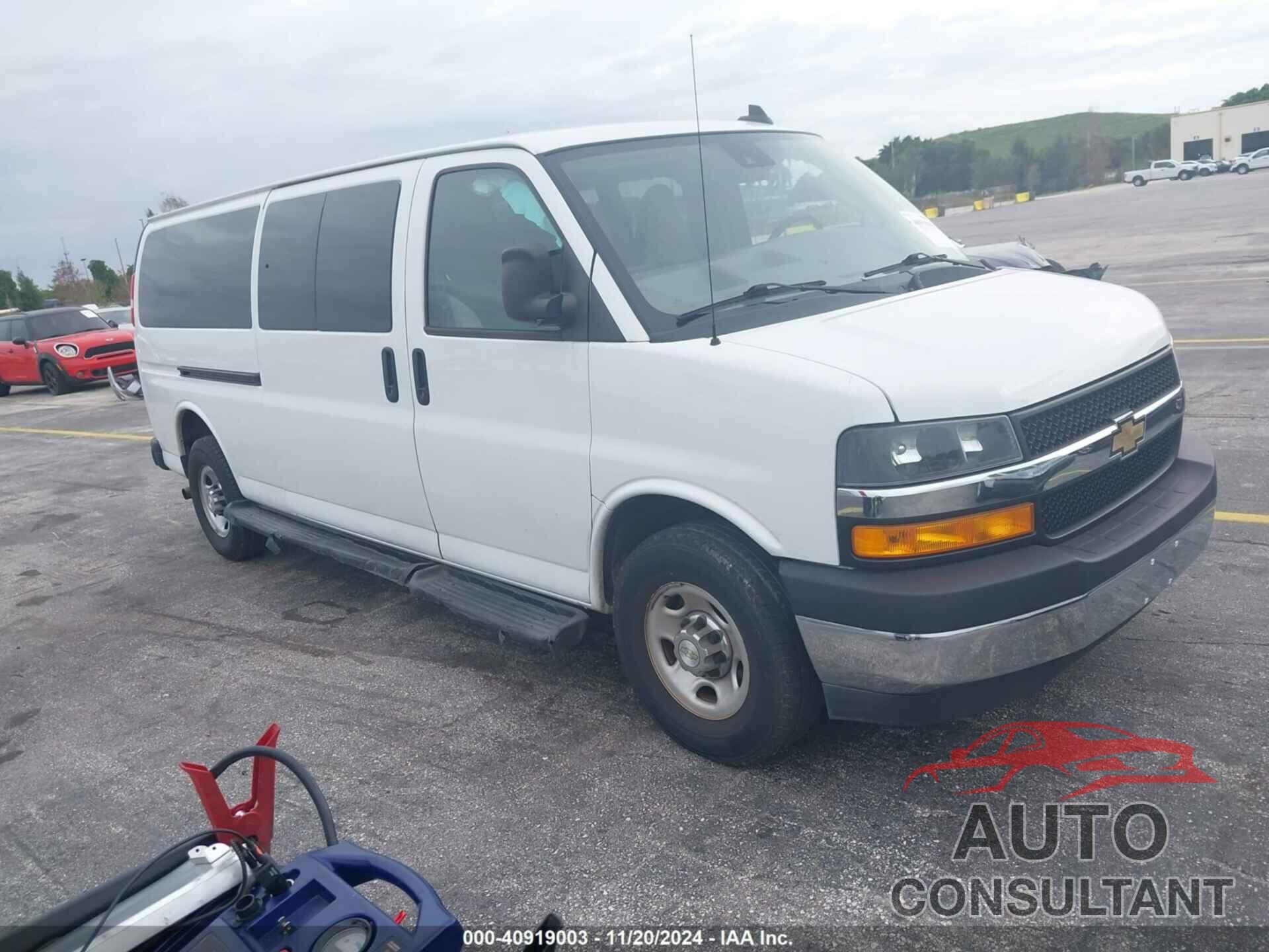 CHEVROLET EXPRESS PASSENGER 2021 - 1GAZGPFP1M1211877