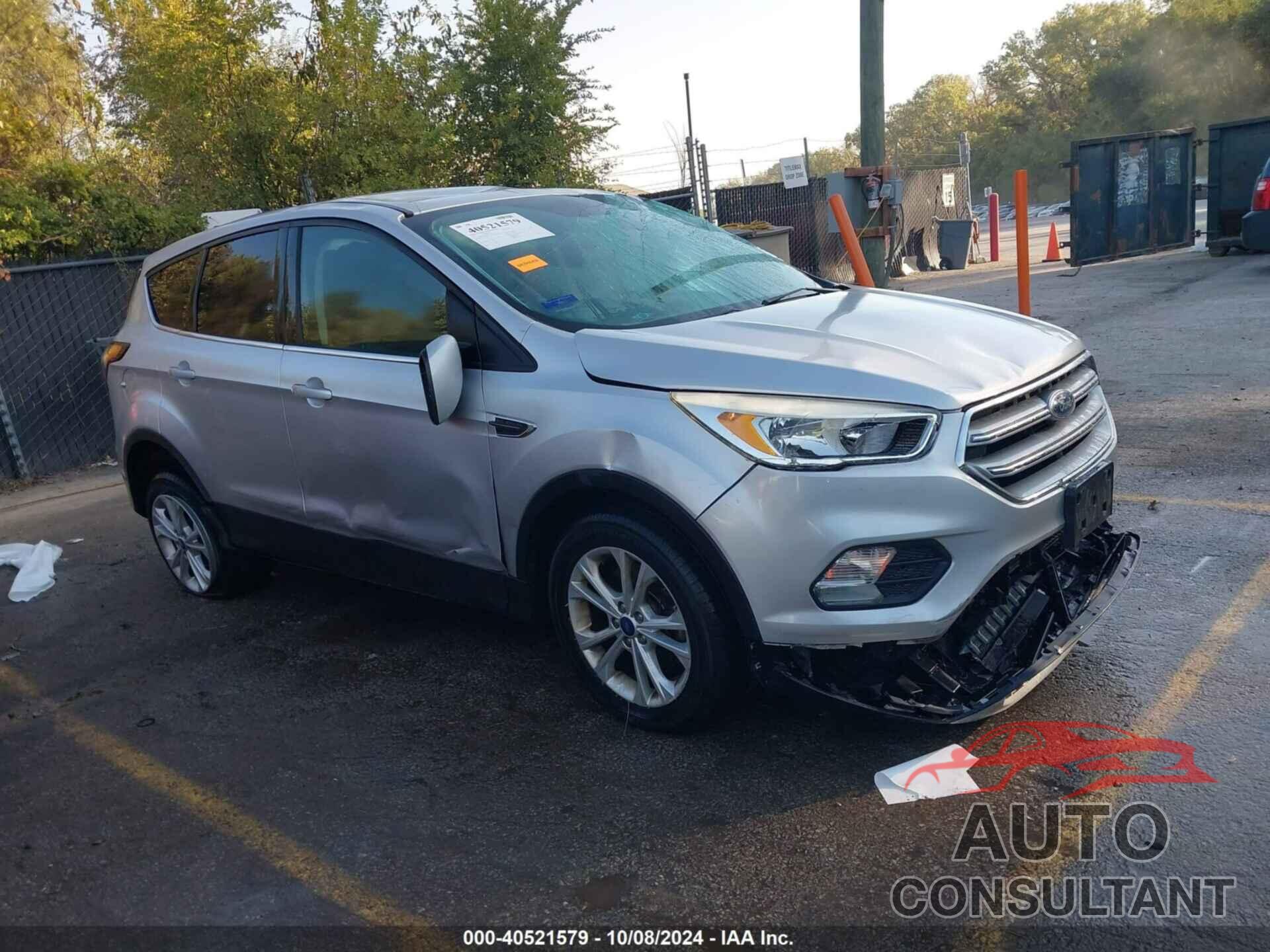 FORD ESCAPE 2017 - 1FMCU9G92HUE35502