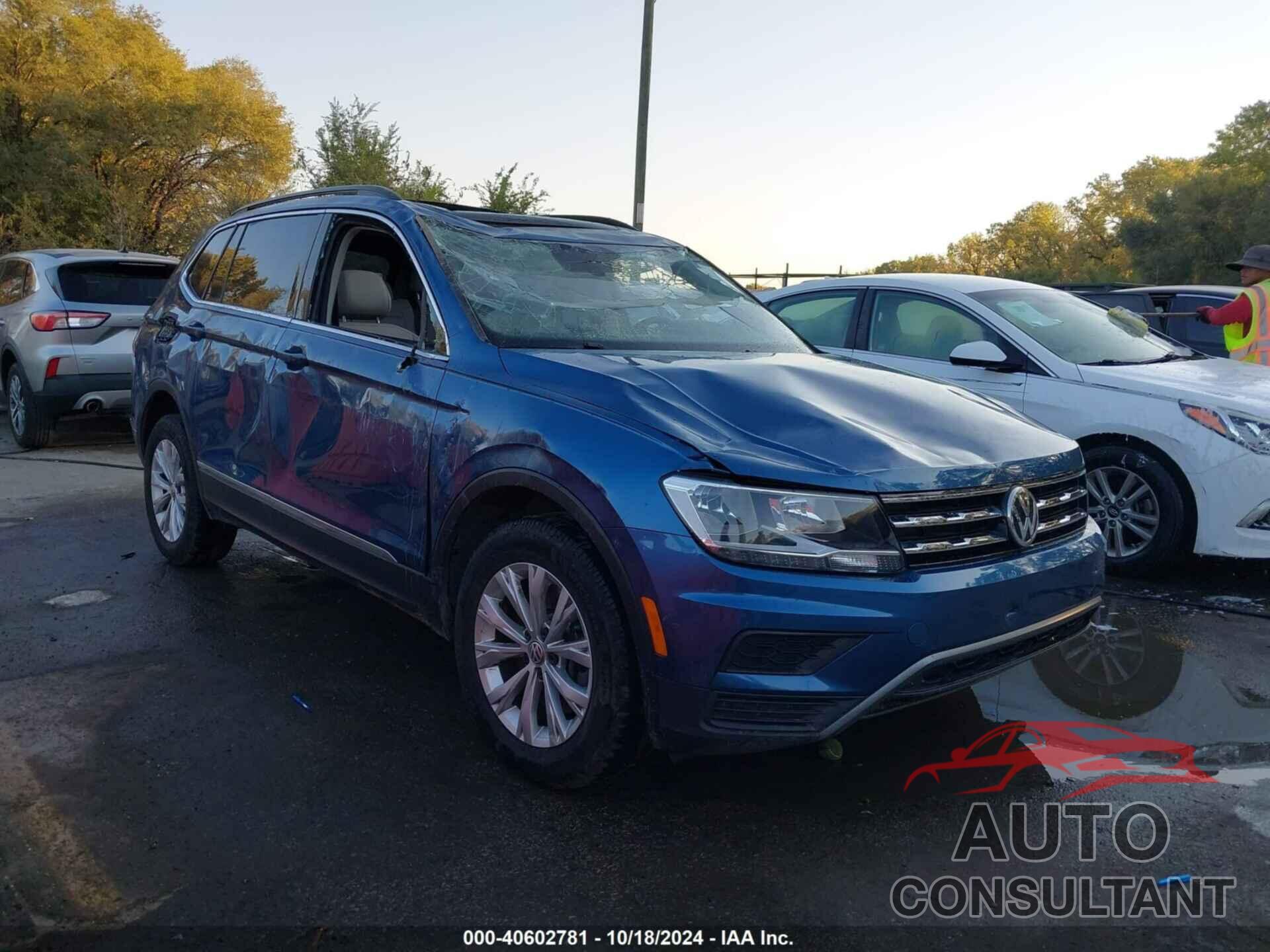 VOLKSWAGEN TIGUAN 2018 - 3VV2B7AX5JM174315