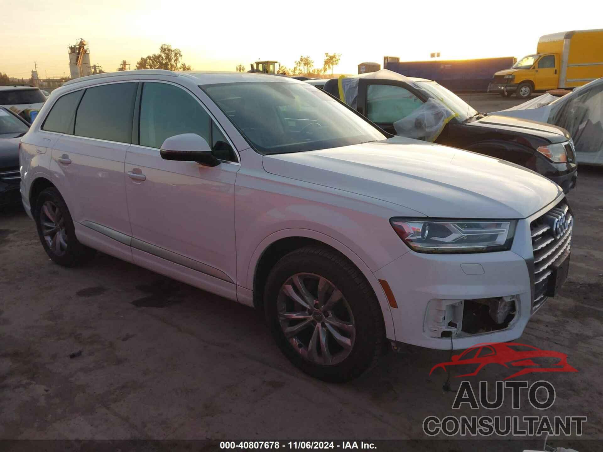 AUDI Q7 2019 - WA1AHAF70KD024070