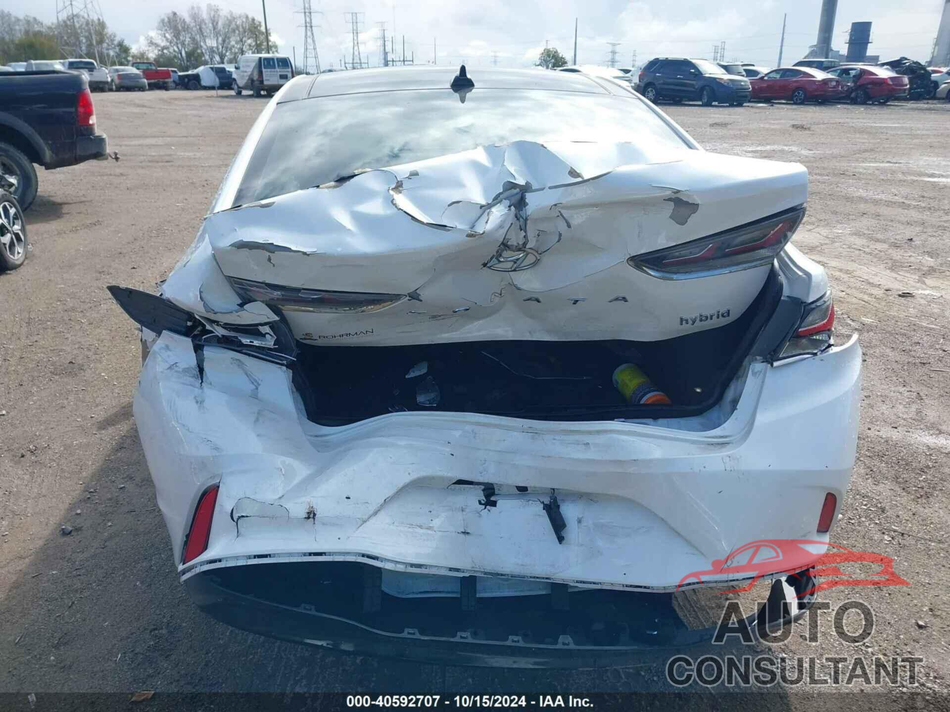 HYUNDAI SONATA HYBRID 2019 - KMHE34L3XKA092592