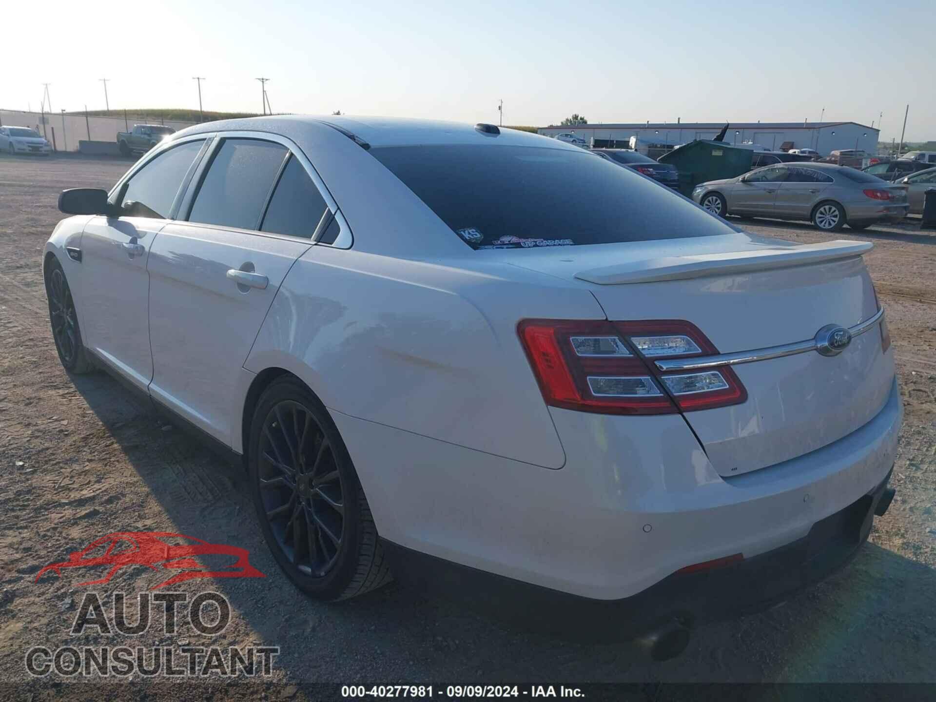 FORD TAURUS 2017 - 1FAHP2KTXHG113917