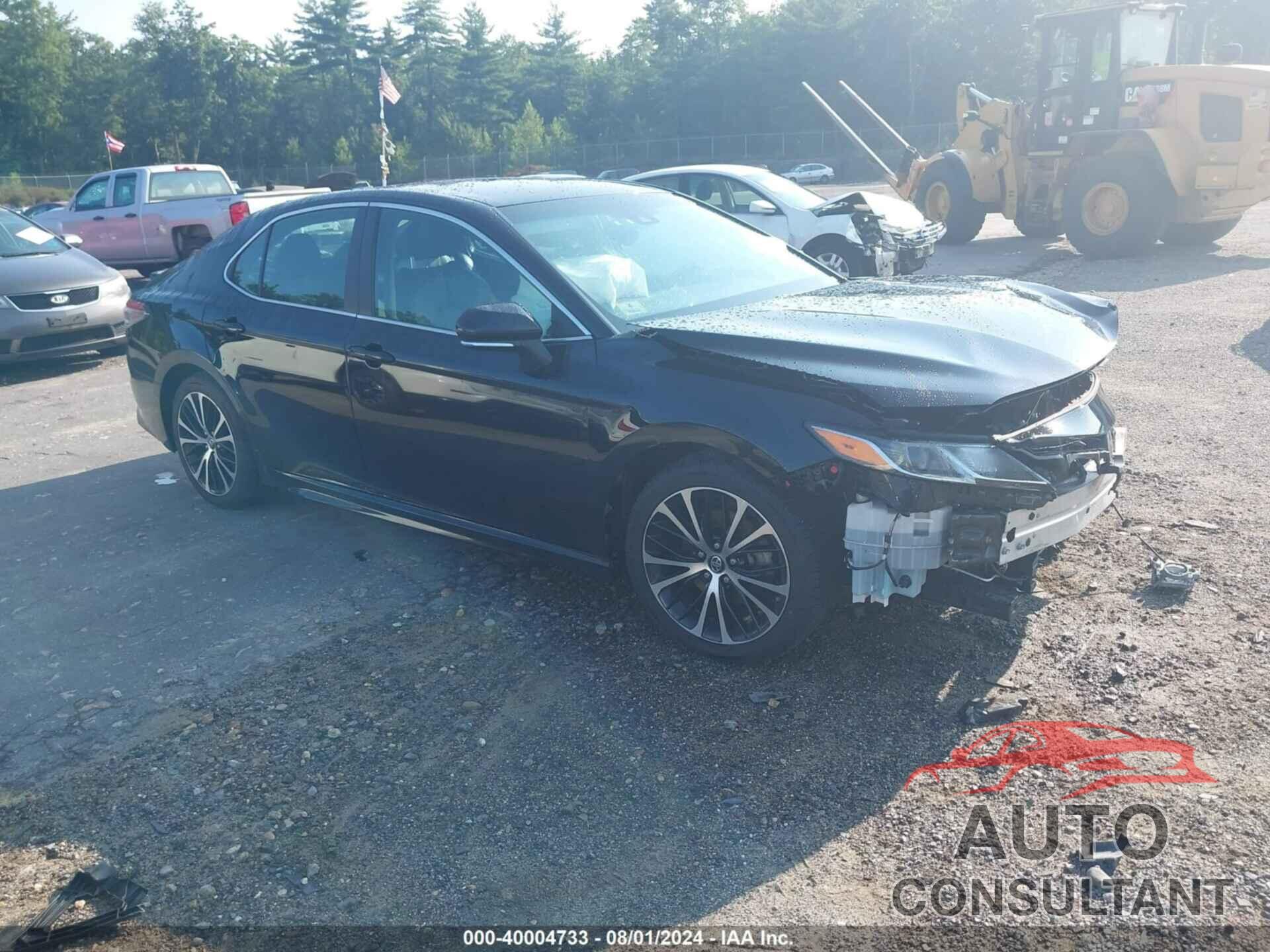 TOYOTA CAMRY 2018 - 4T1B11HK5JU073369
