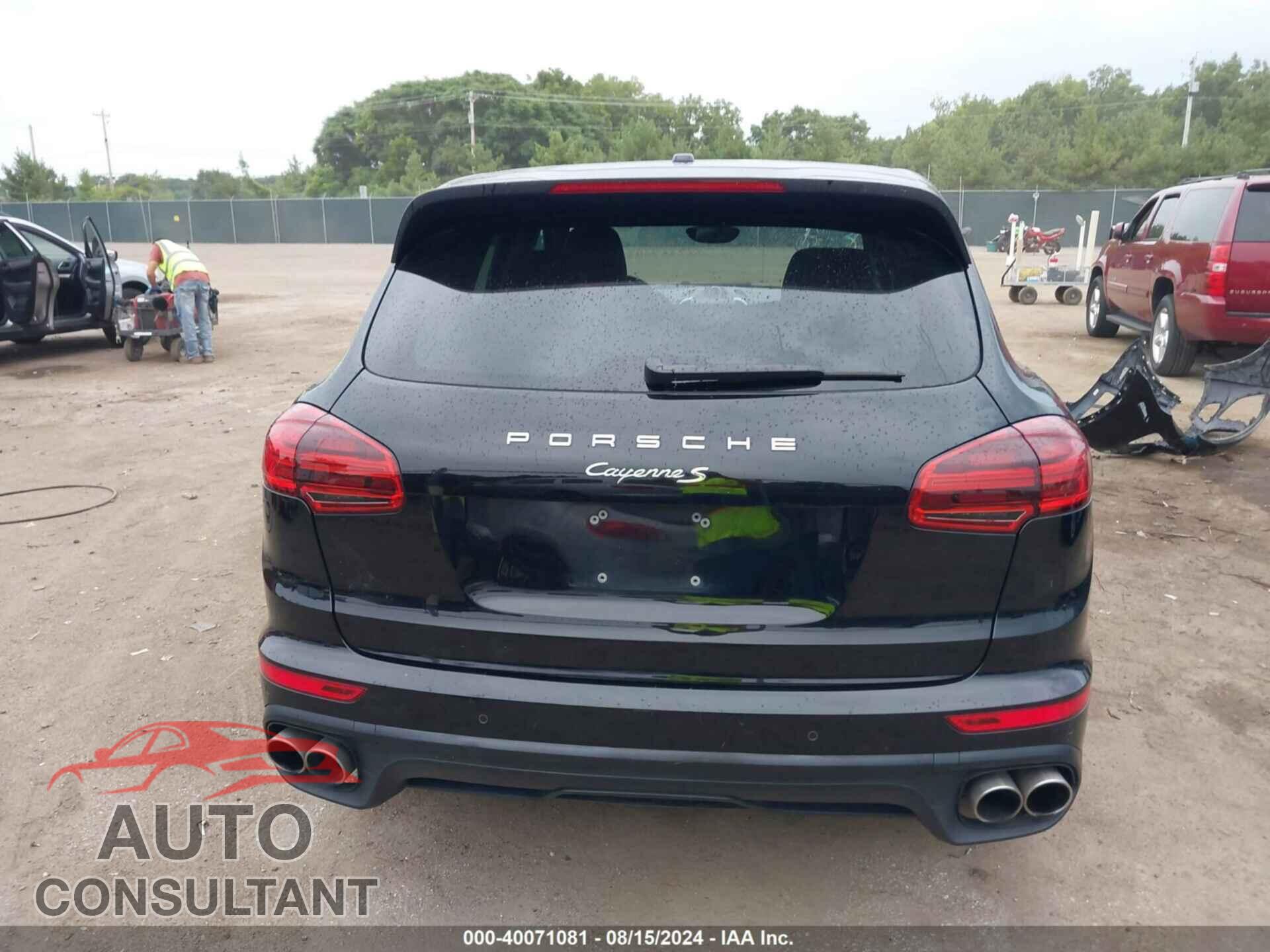 PORSCHE CAYENNE 2016 - WP1AB2A22GLA94576