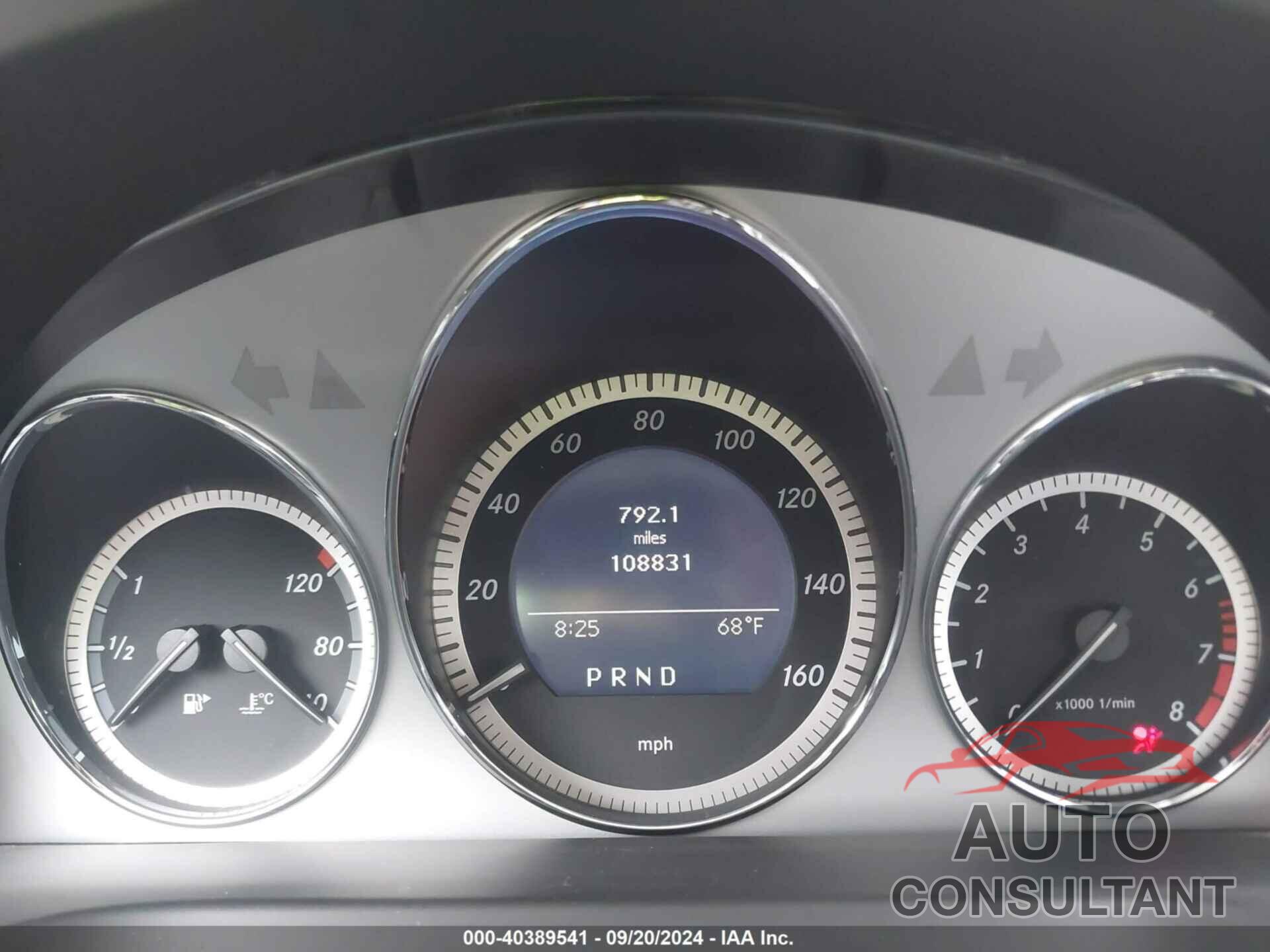 MERCEDES-BENZ C 300 2011 - WDDGF5EBXBR146530