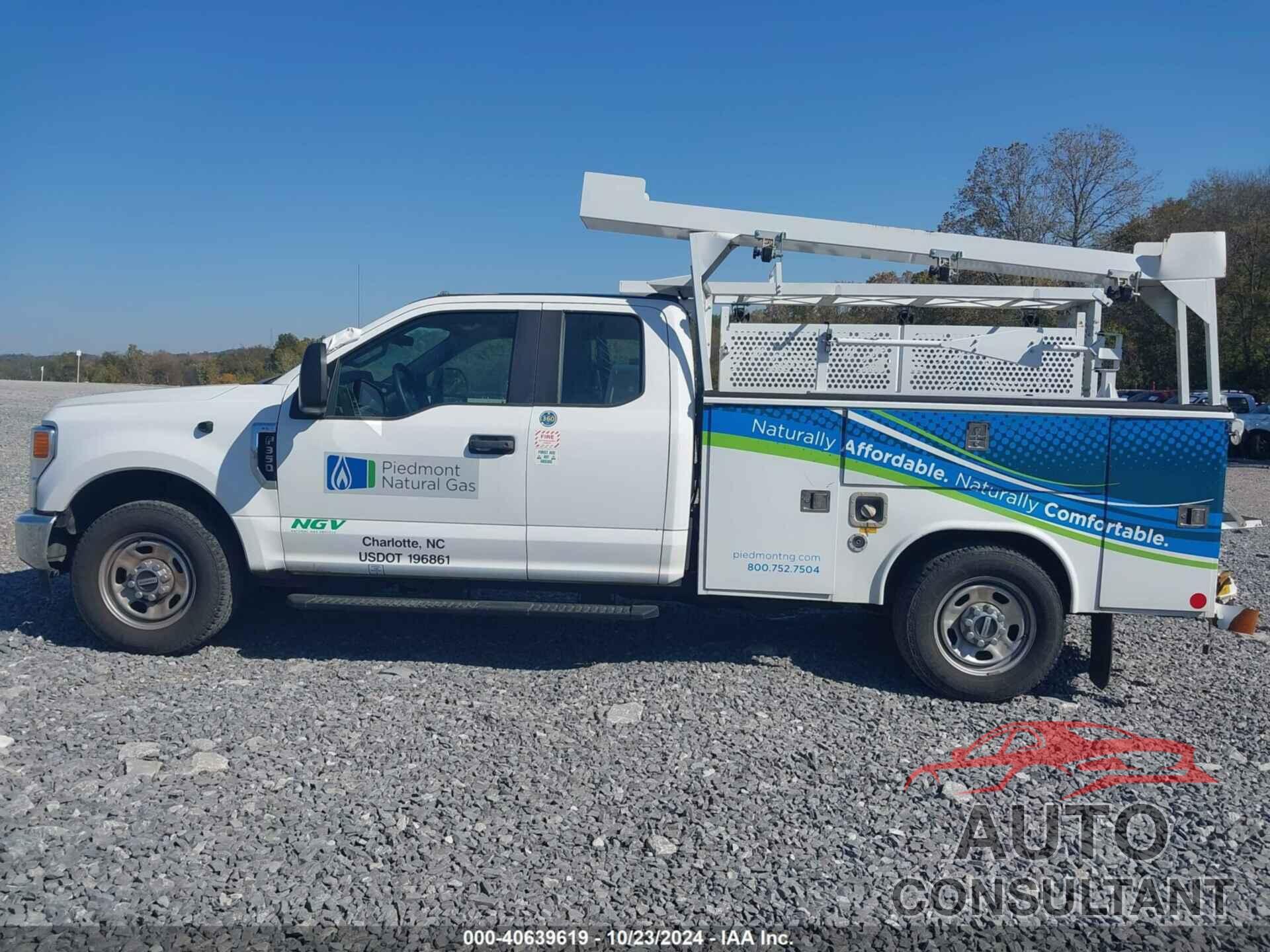 FORD F-350 2021 - 1FD8X3A62MED08651