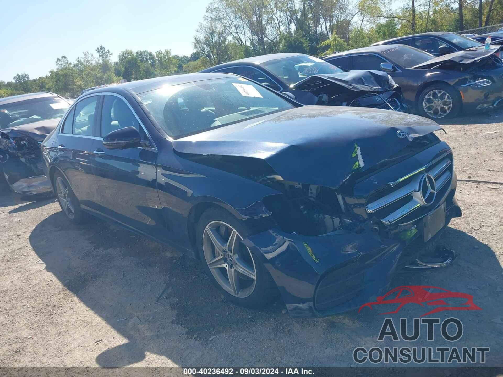 MERCEDES-BENZ E 300 2019 - WDDZF4KB0KA509729