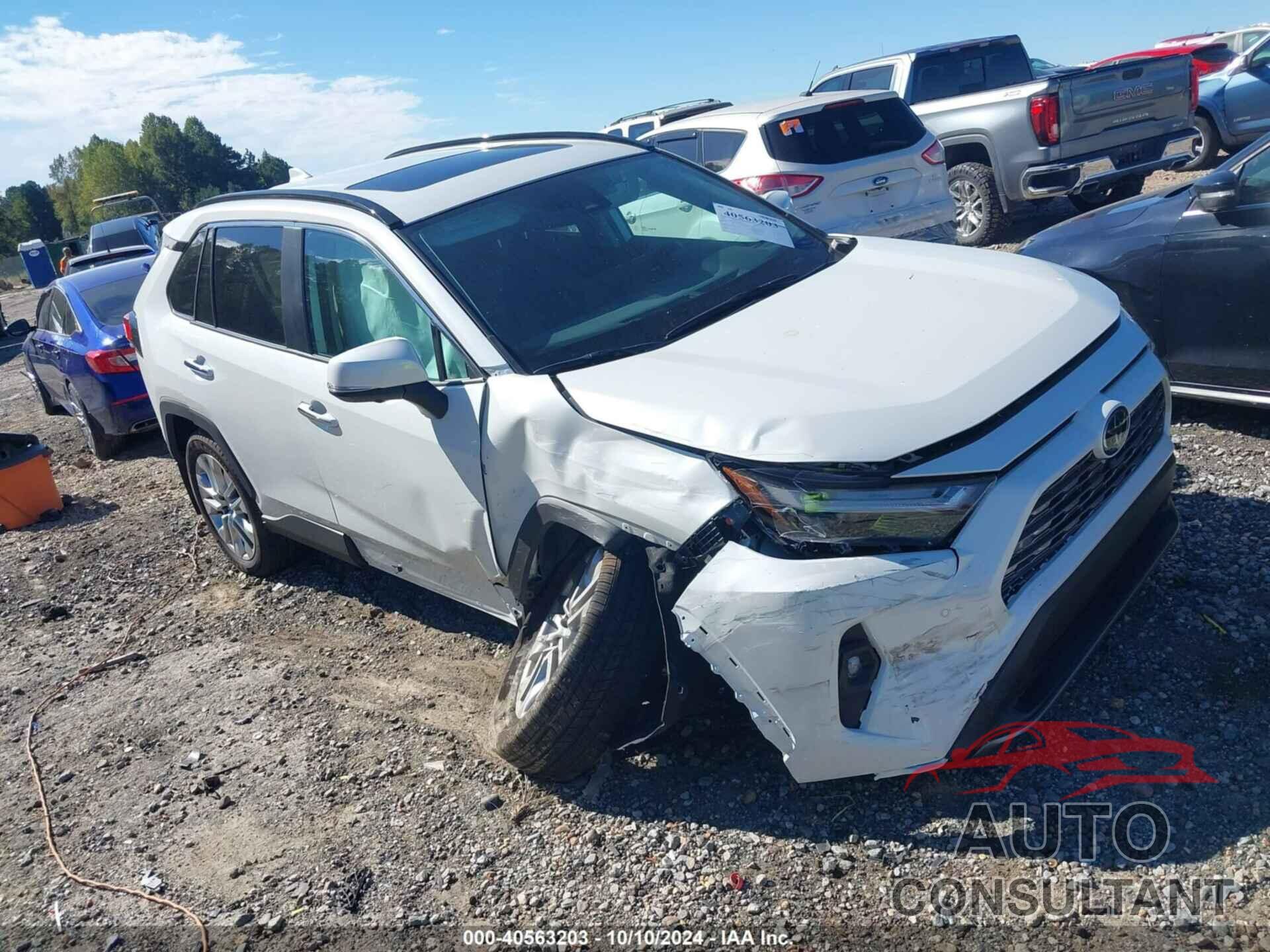 TOYOTA RAV4 2024 - 2T3Y1RFV3RW329078