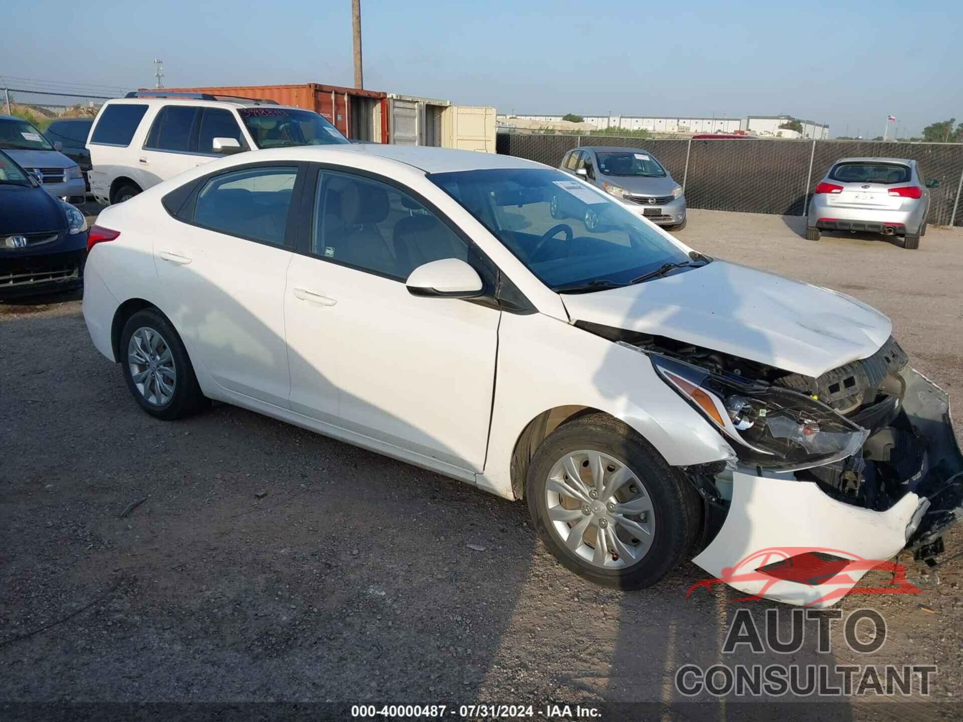 HYUNDAI ACCENT 2018 - 3KPC24A30JE029756