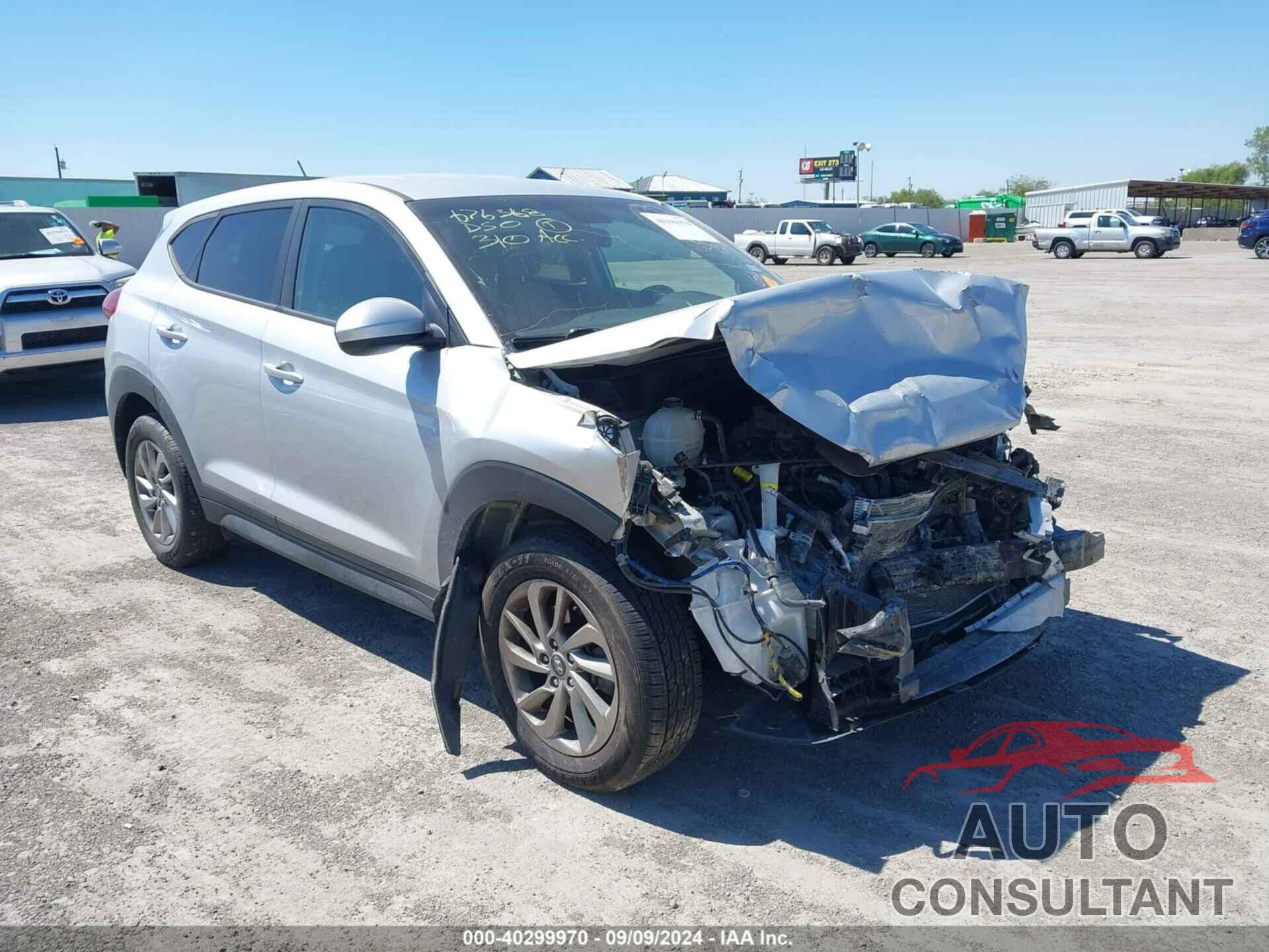 HYUNDAI TUCSON 2018 - KM8J2CA43JU814392