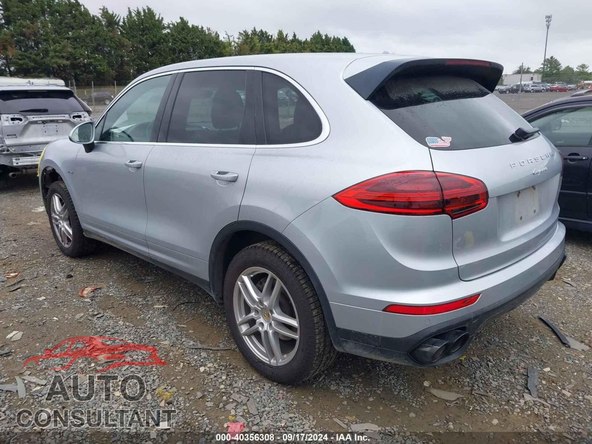 PORSCHE CAYENNE 2015 - WP1AF2A27FLA40905