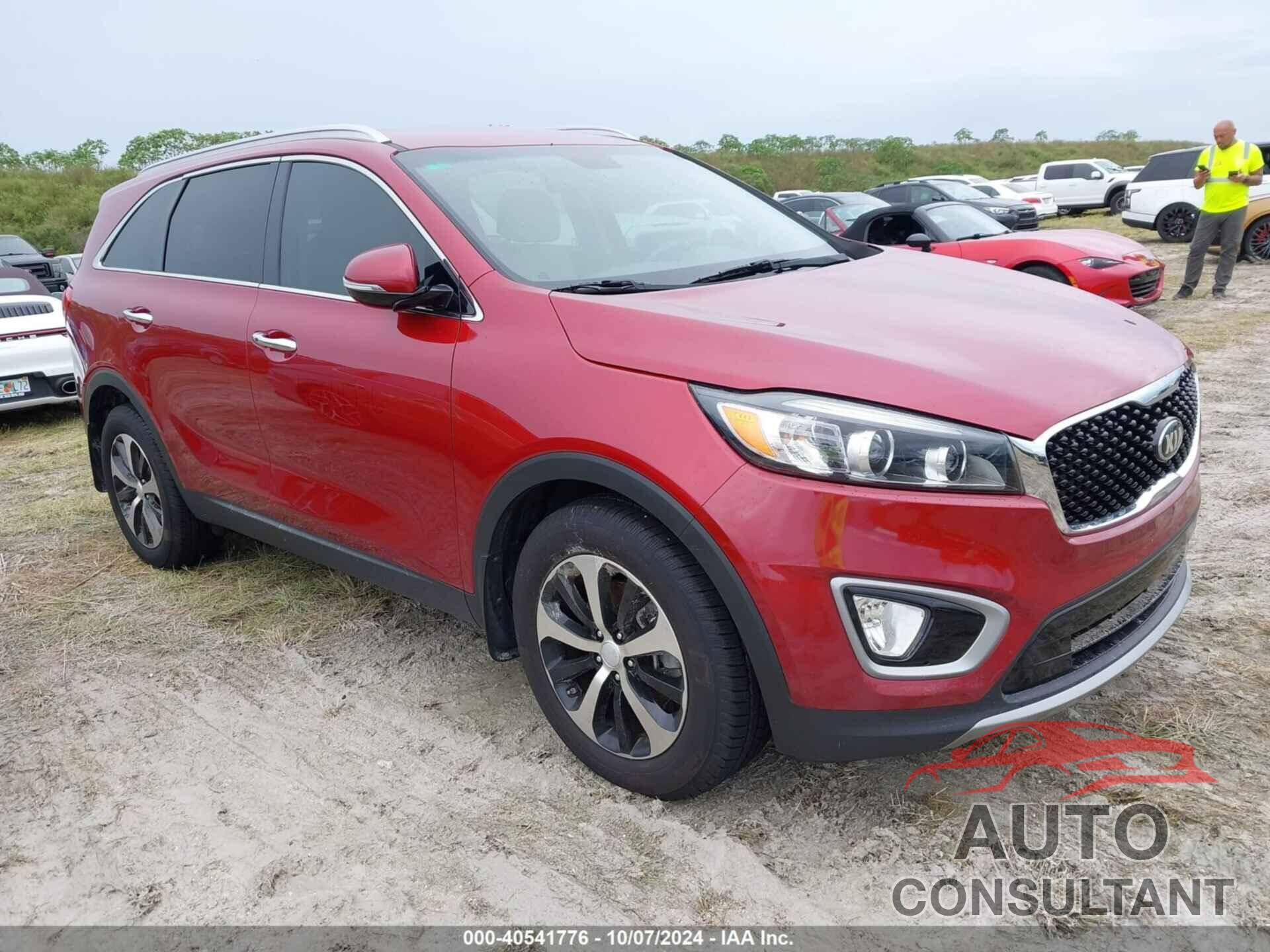 KIA SORENTO 2017 - 5XYPH4A15HG243069