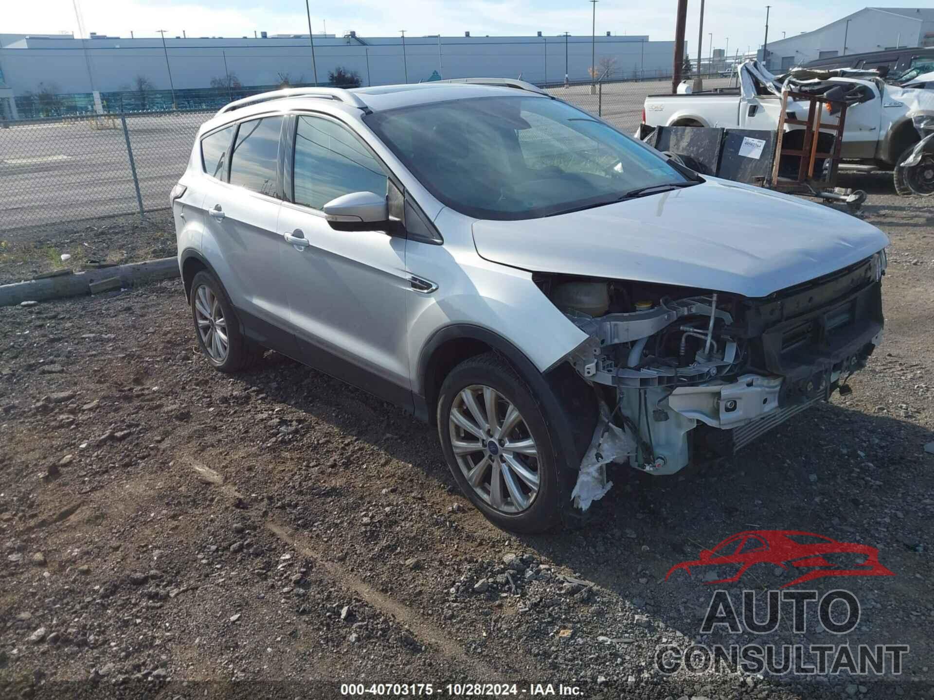 FORD ESCAPE 2017 - 1FMCU9J99HUB62230