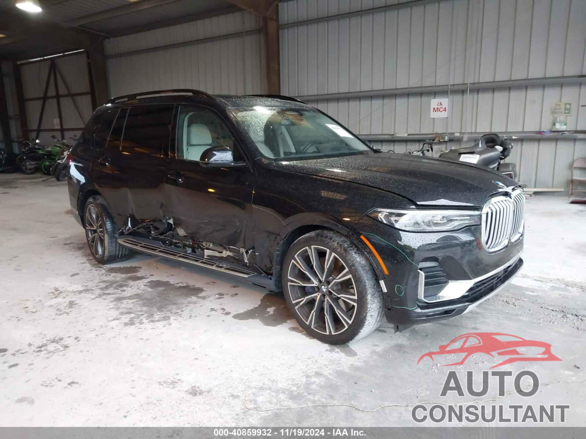 BMW X7 2022 - 5UXCW2C05N9N04631