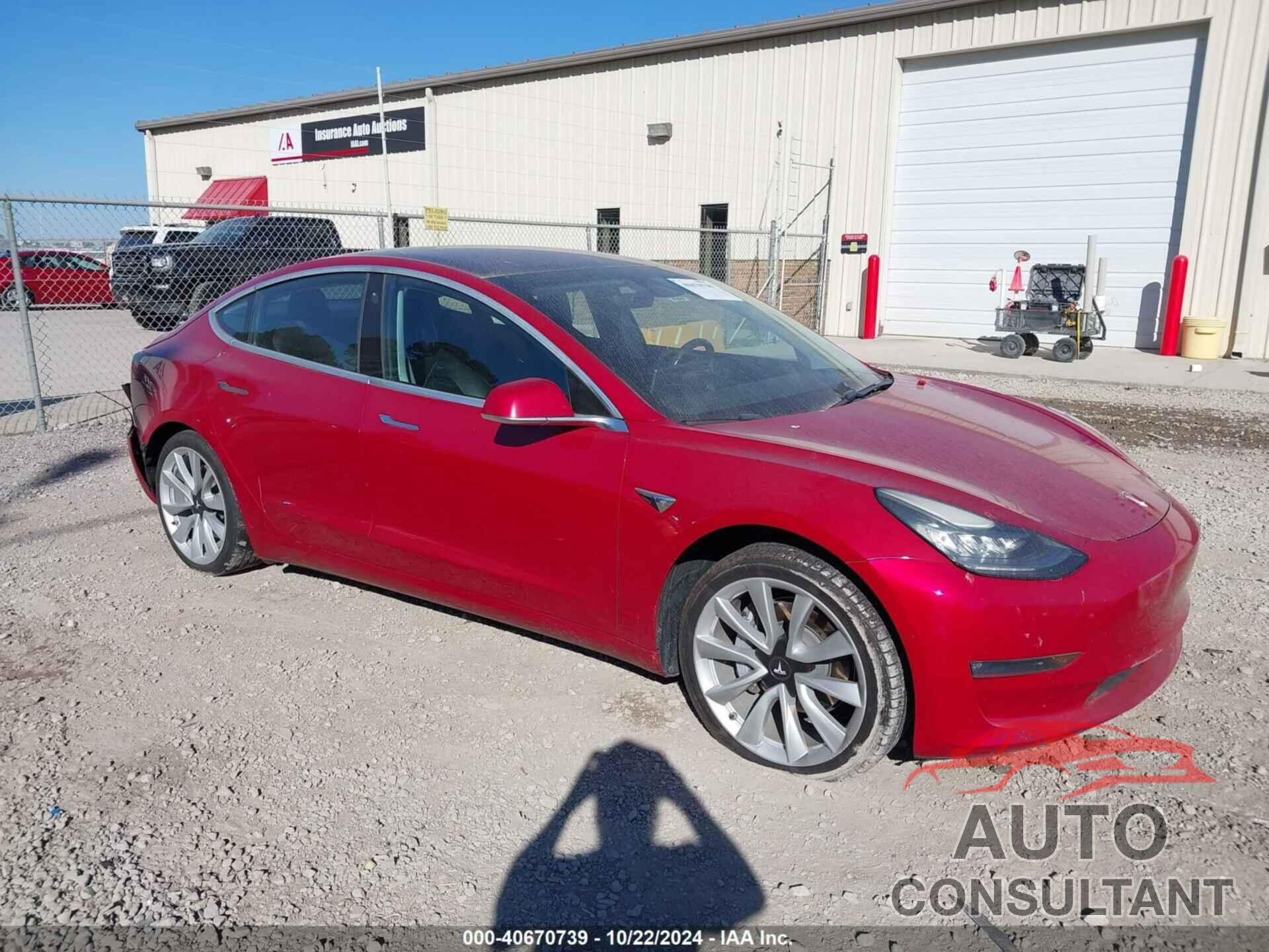 TESLA MODEL 3 2018 - 5YJ3E1EA5JF011035