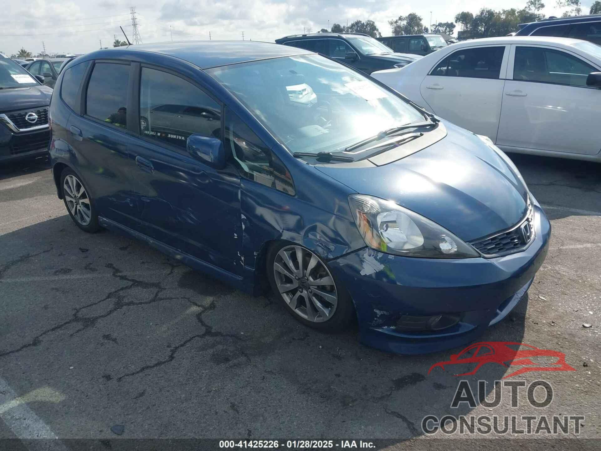 HONDA FIT 2013 - JHMGE8H53DC026917