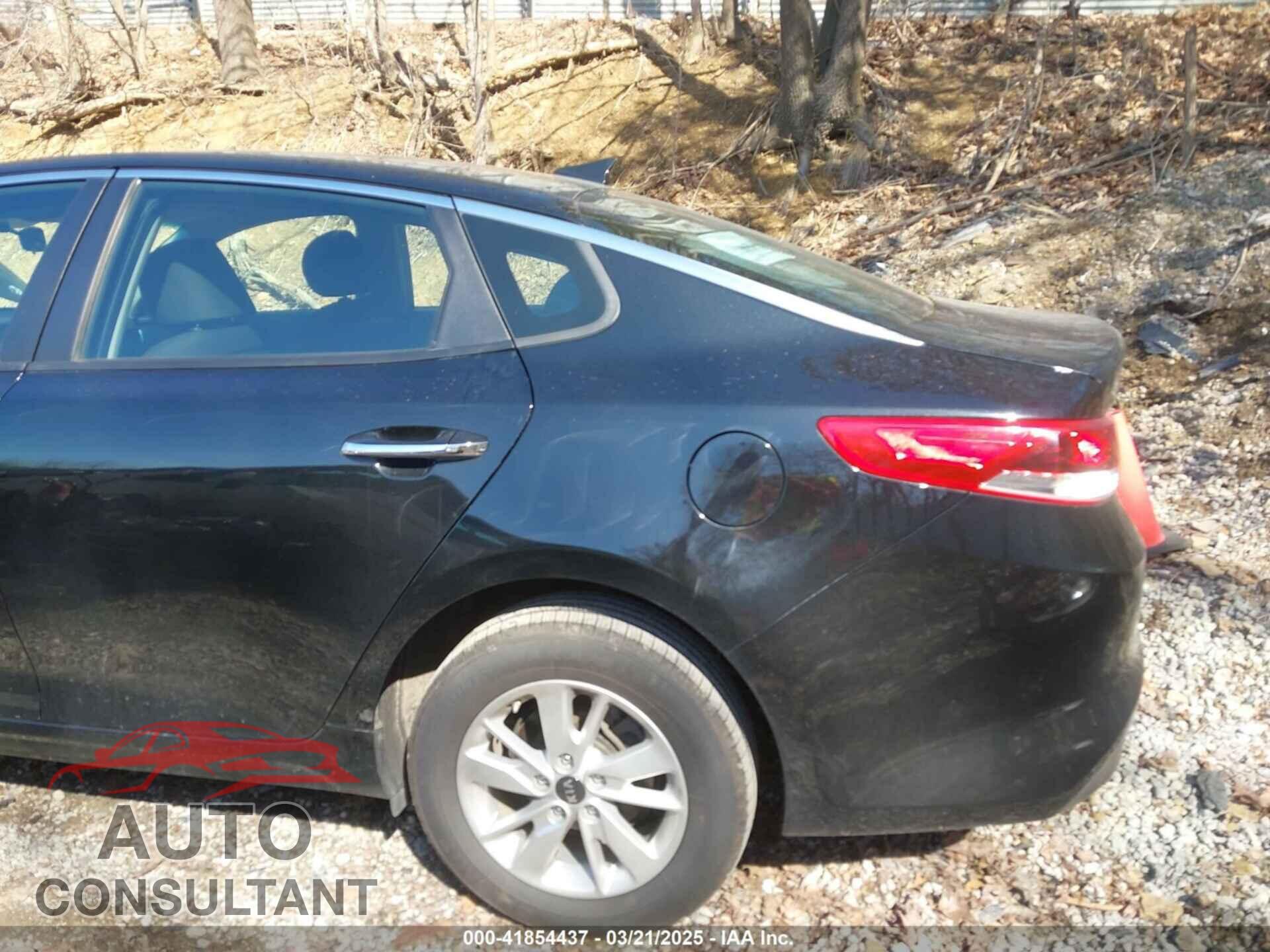 KIA OPTIMA 2017 - KNAGT4L30H5150110