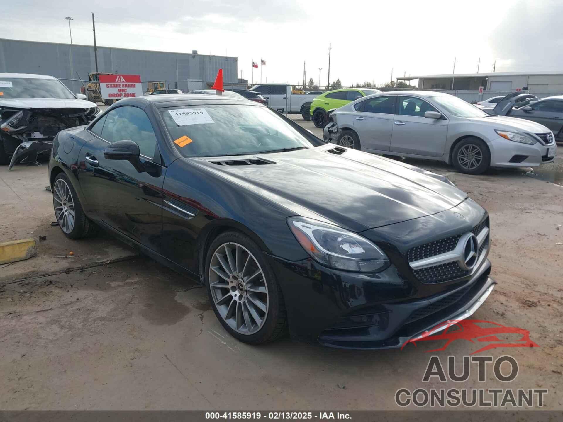 MERCEDES-BENZ SLC 300 2019 - WDDPK3JA4KF159823