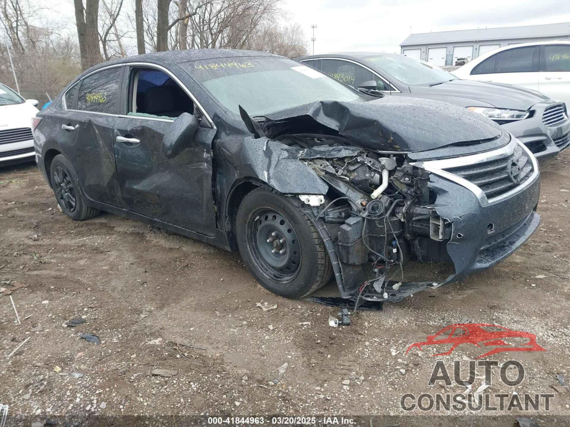 NISSAN ALTIMA 2015 - 1N4AL3AP2FN351860