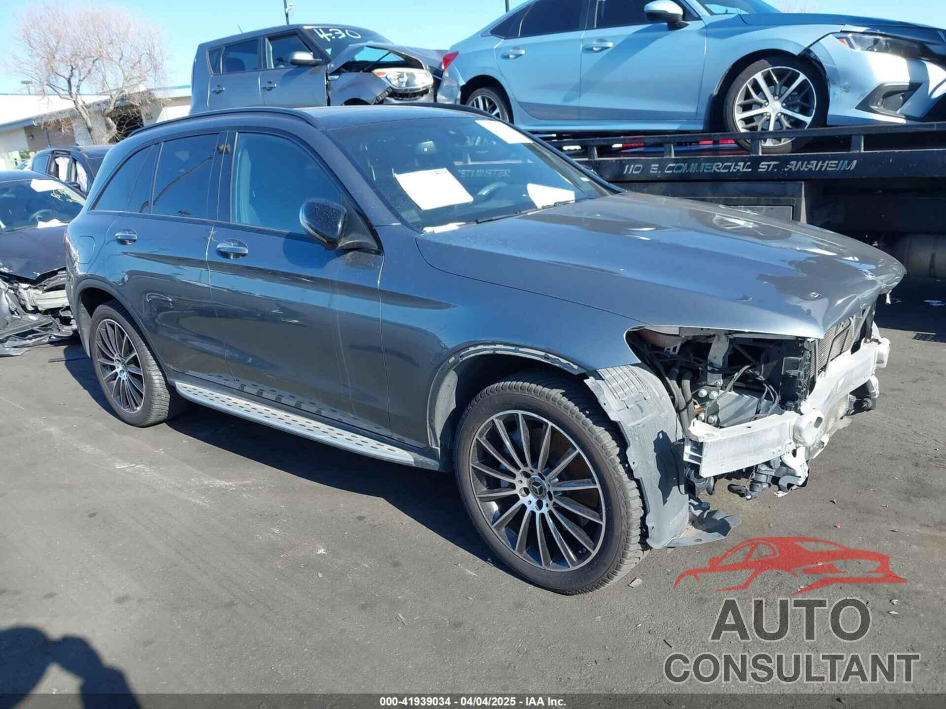 MERCEDES-BENZ GLC 300 2019 - WDC0G4JB9KV135836