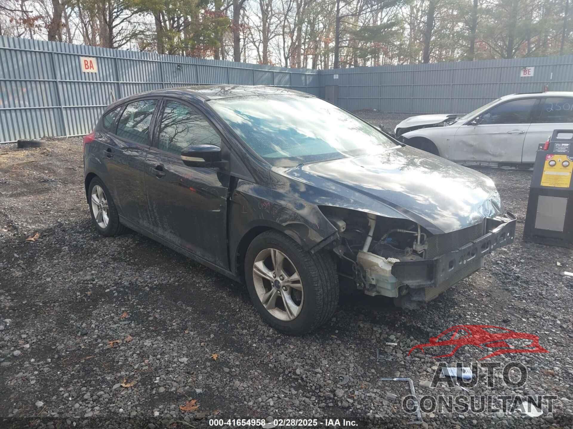 FORD FOCUS 2014 - 1FADP3K2XEL274279
