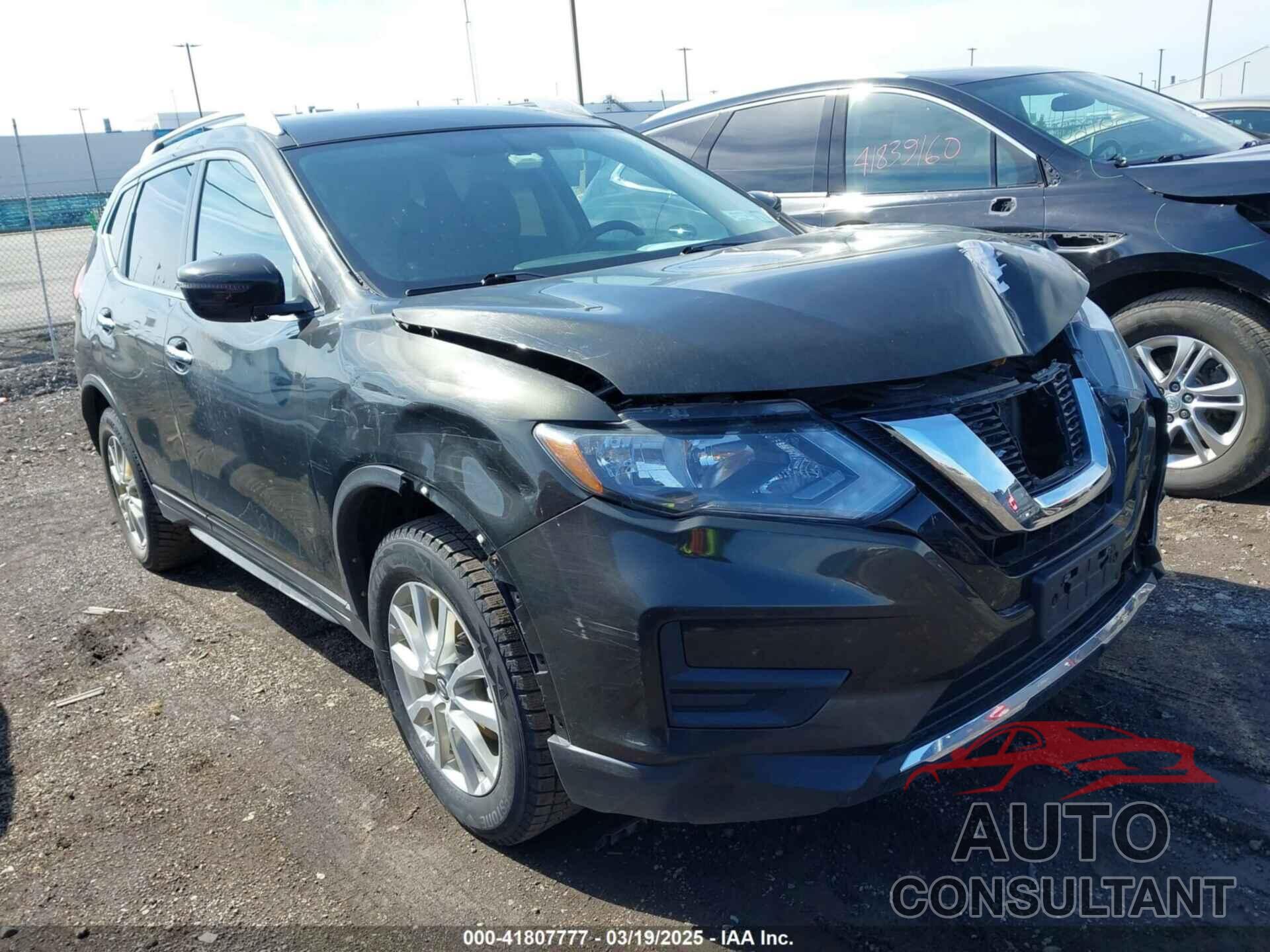 NISSAN ROGUE 2017 - KNMAT2MV1HP575899