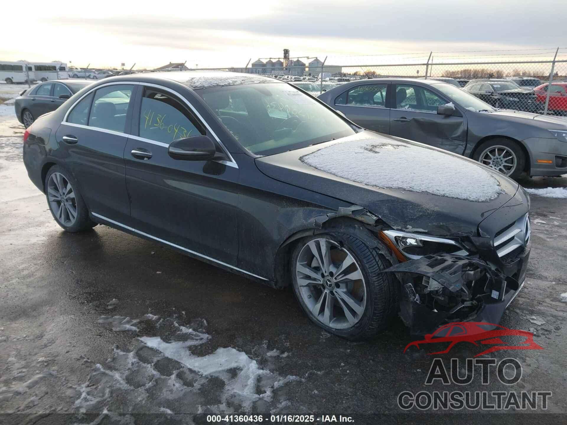 MERCEDES-BENZ C 300 2018 - 55SWF4KB8JU281738