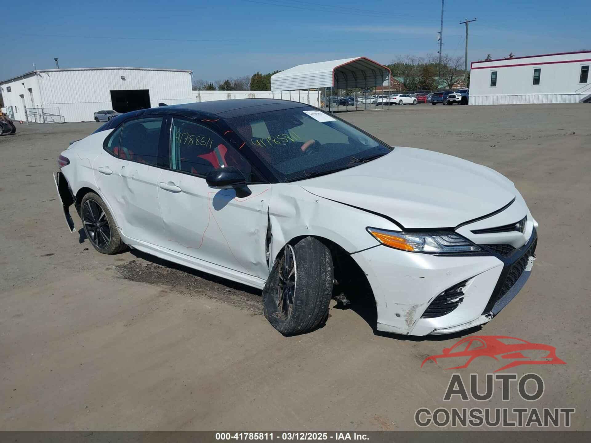 TOYOTA CAMRY 2020 - 4T1KZ1AK4LU033256