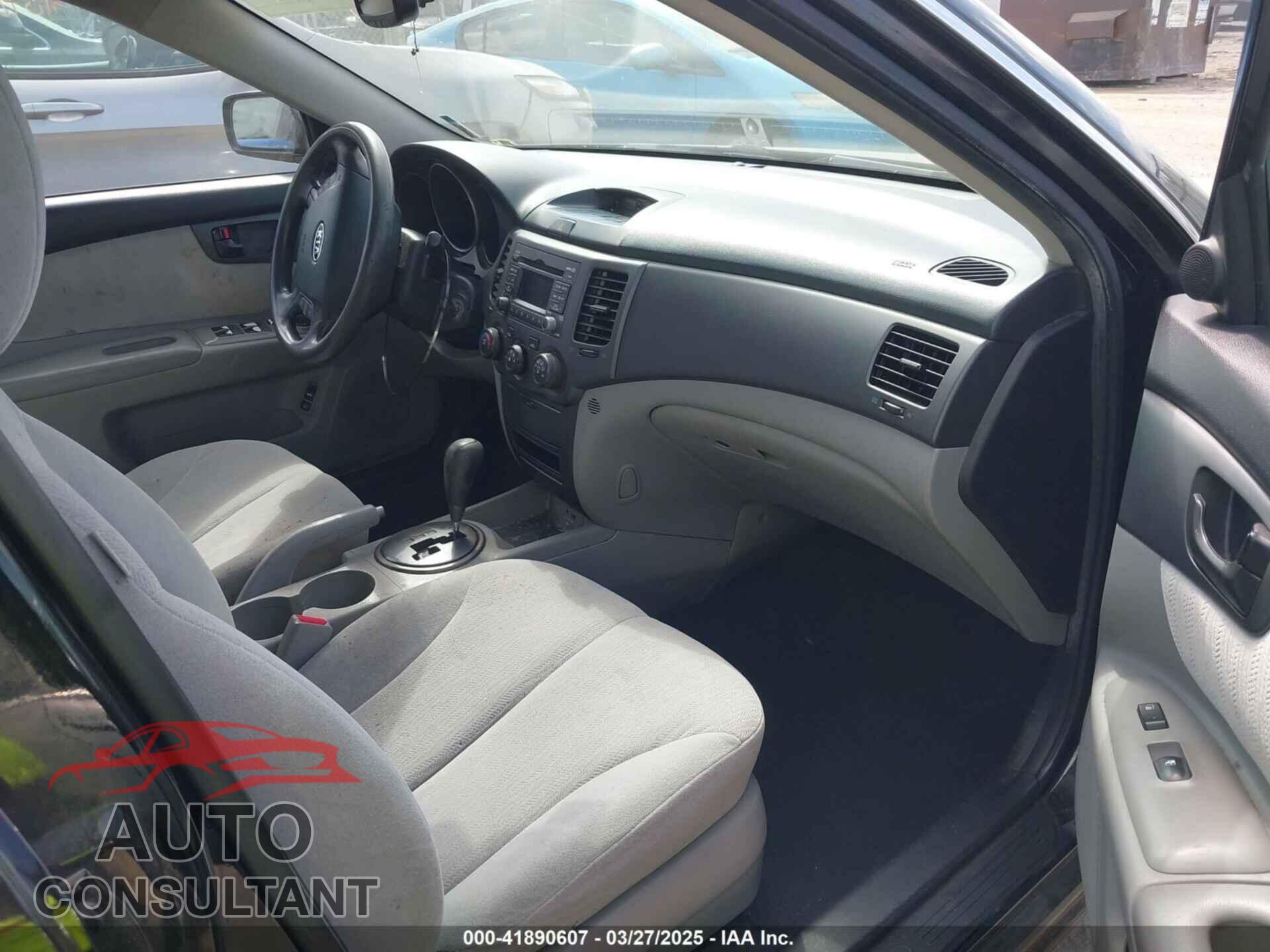 KIA OPTIMA 2010 - KNAGG4A88A5436716