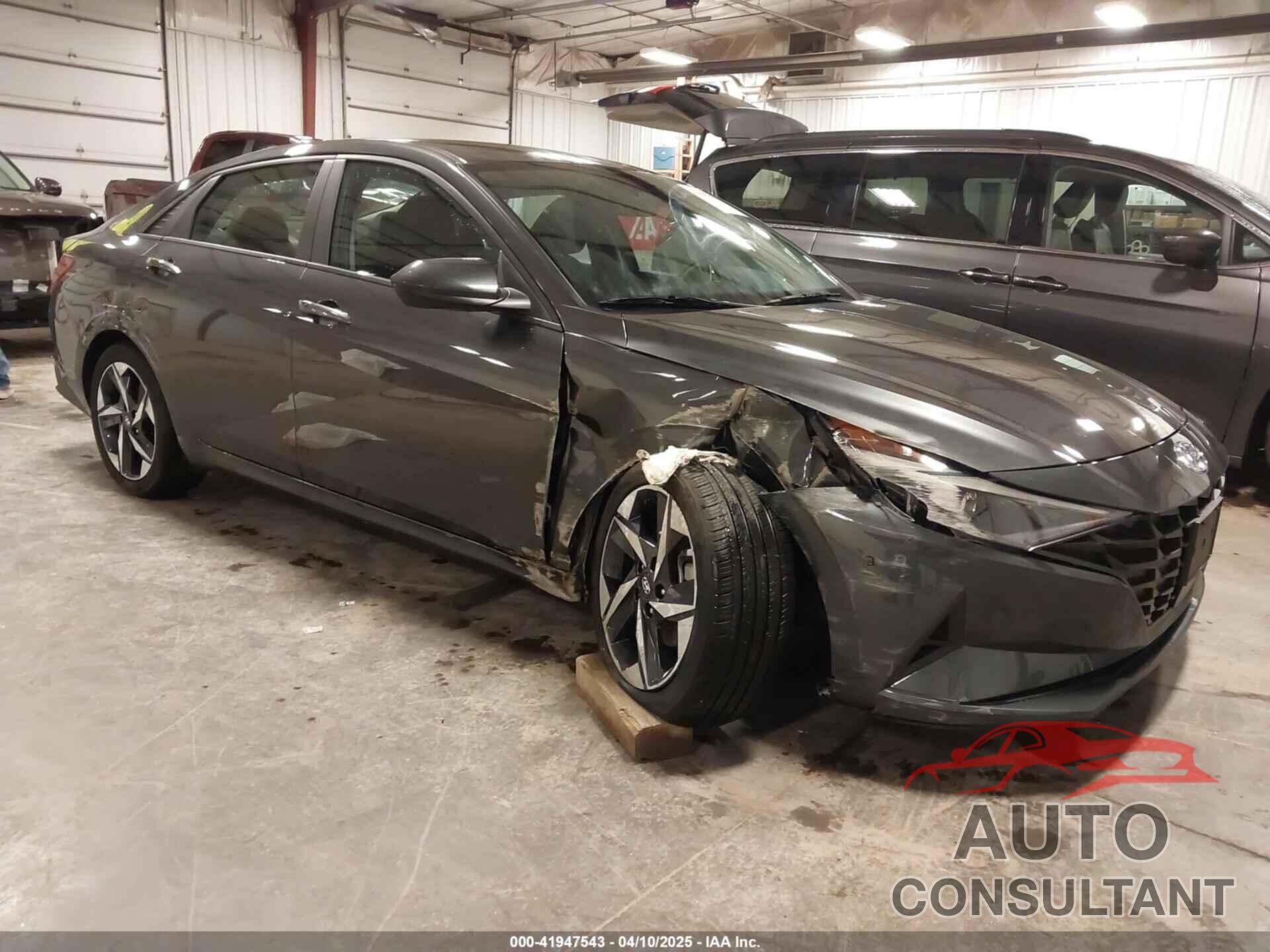HYUNDAI ELANTRA 2023 - 5NPLS4AG3PH118177