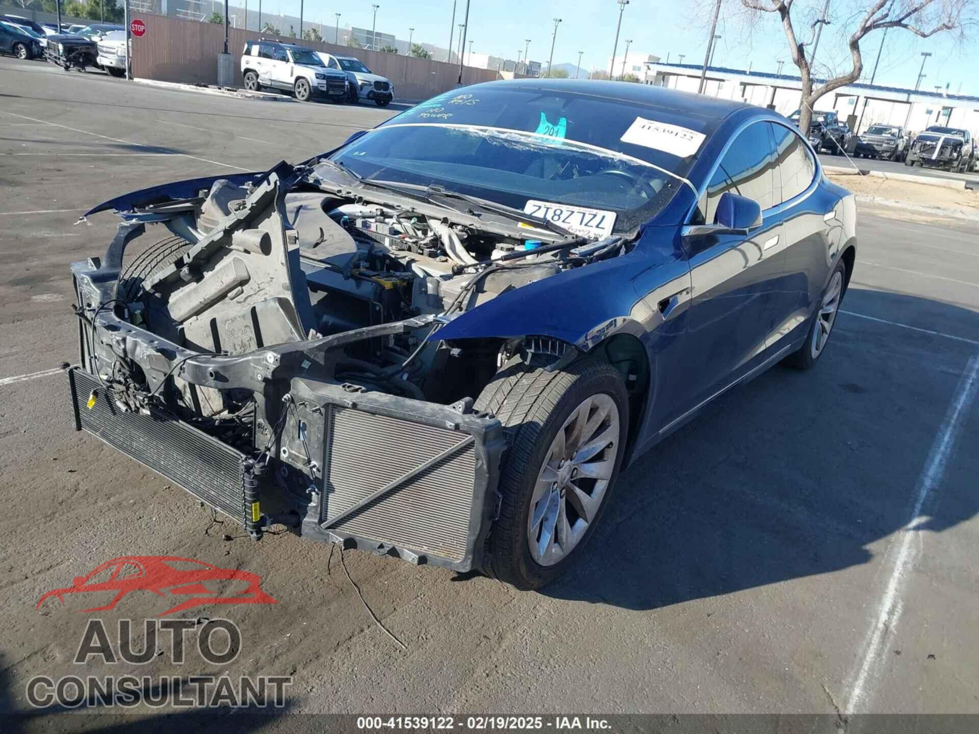TESLA MODEL S 2017 - 5YJSA1E12HF204700