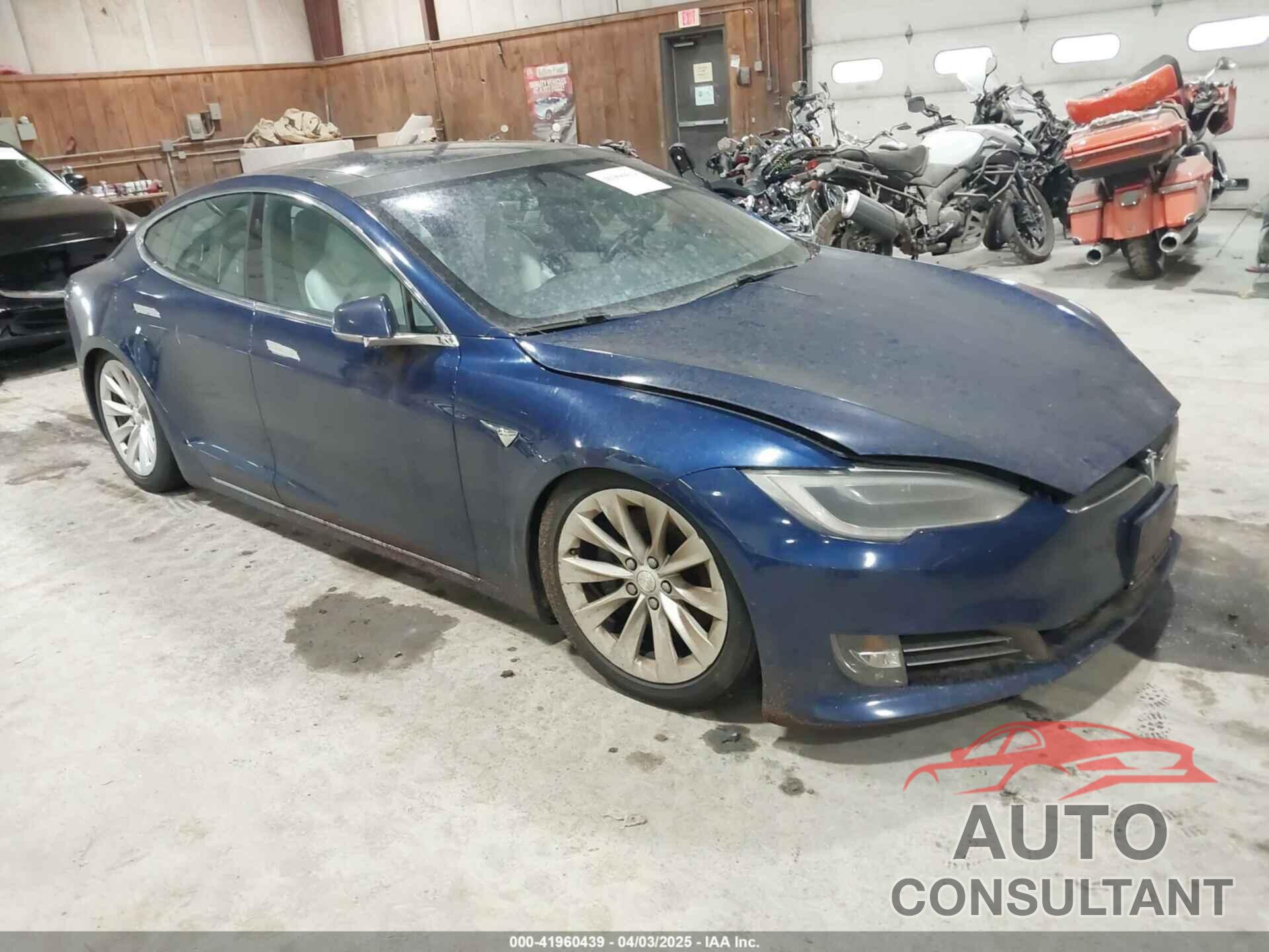 TESLA MODEL S 2018 - 5YJSA1E24JF257817