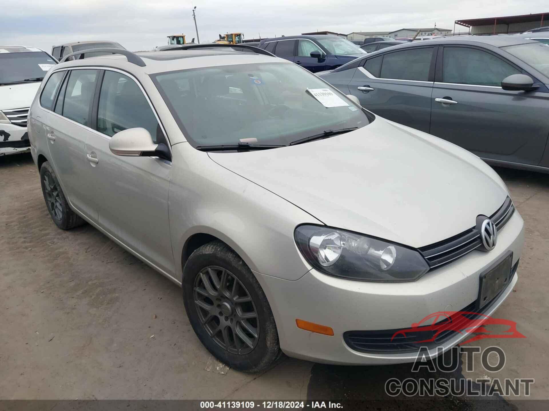 VOLKSWAGEN JETTA SPORTWAGEN 2011 - 3VWPL7AJ8BM647653