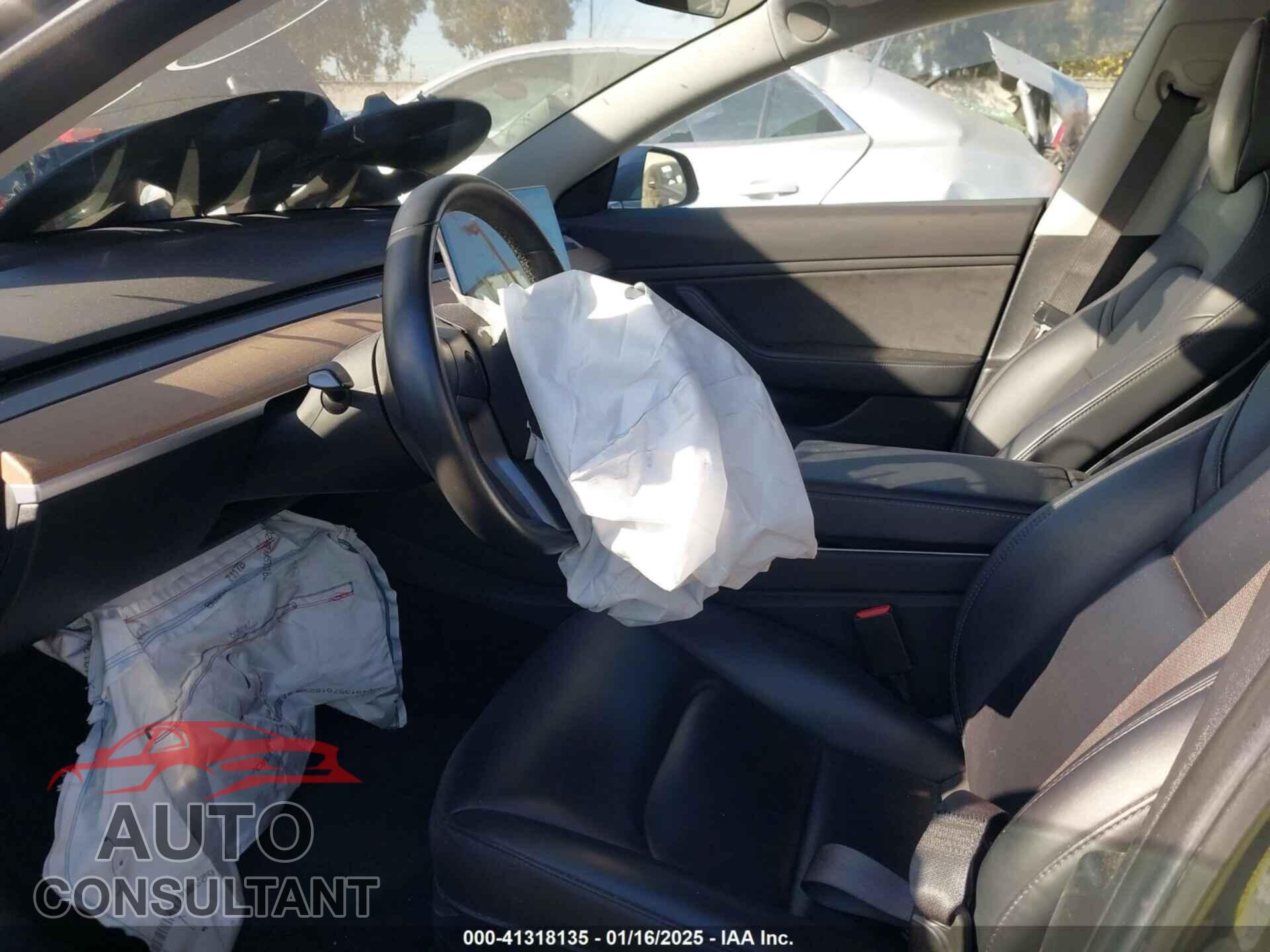 TESLA MODEL 3 2018 - 5YJ3E1EA8JF059158