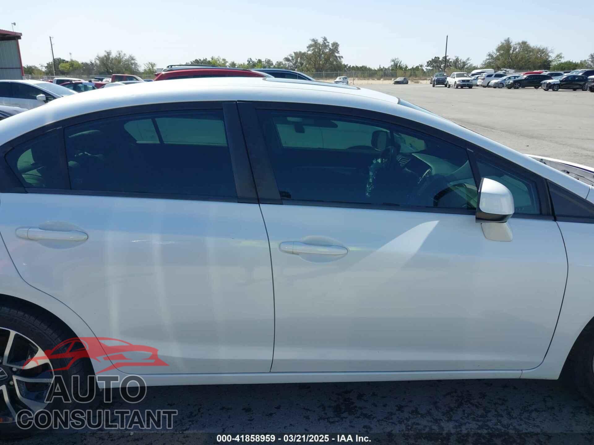 HONDA CIVIC 2013 - 19XFB2F94DE048572