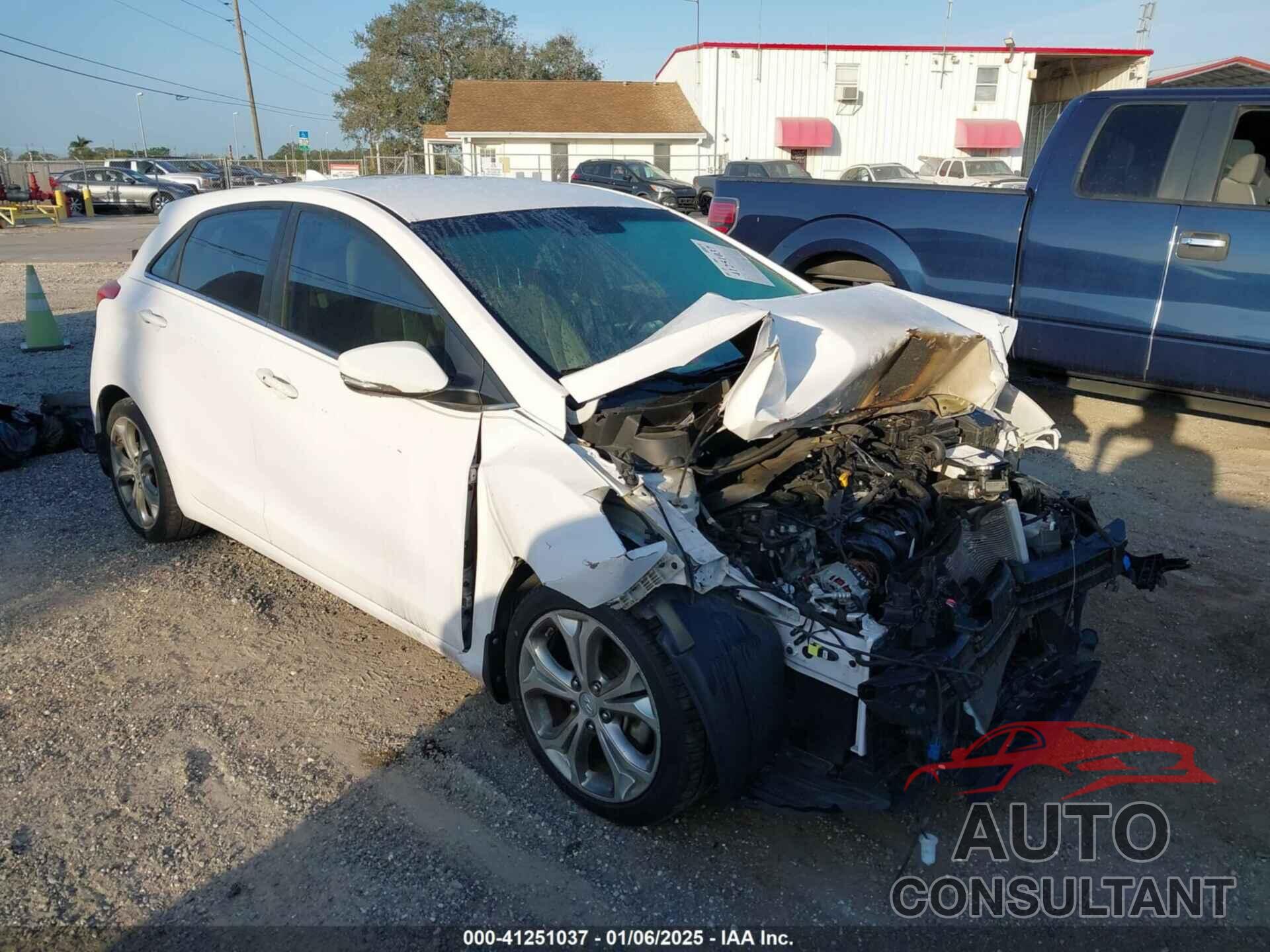 HYUNDAI ELANTRA GT 2014 - KMHD35LH0EU212318
