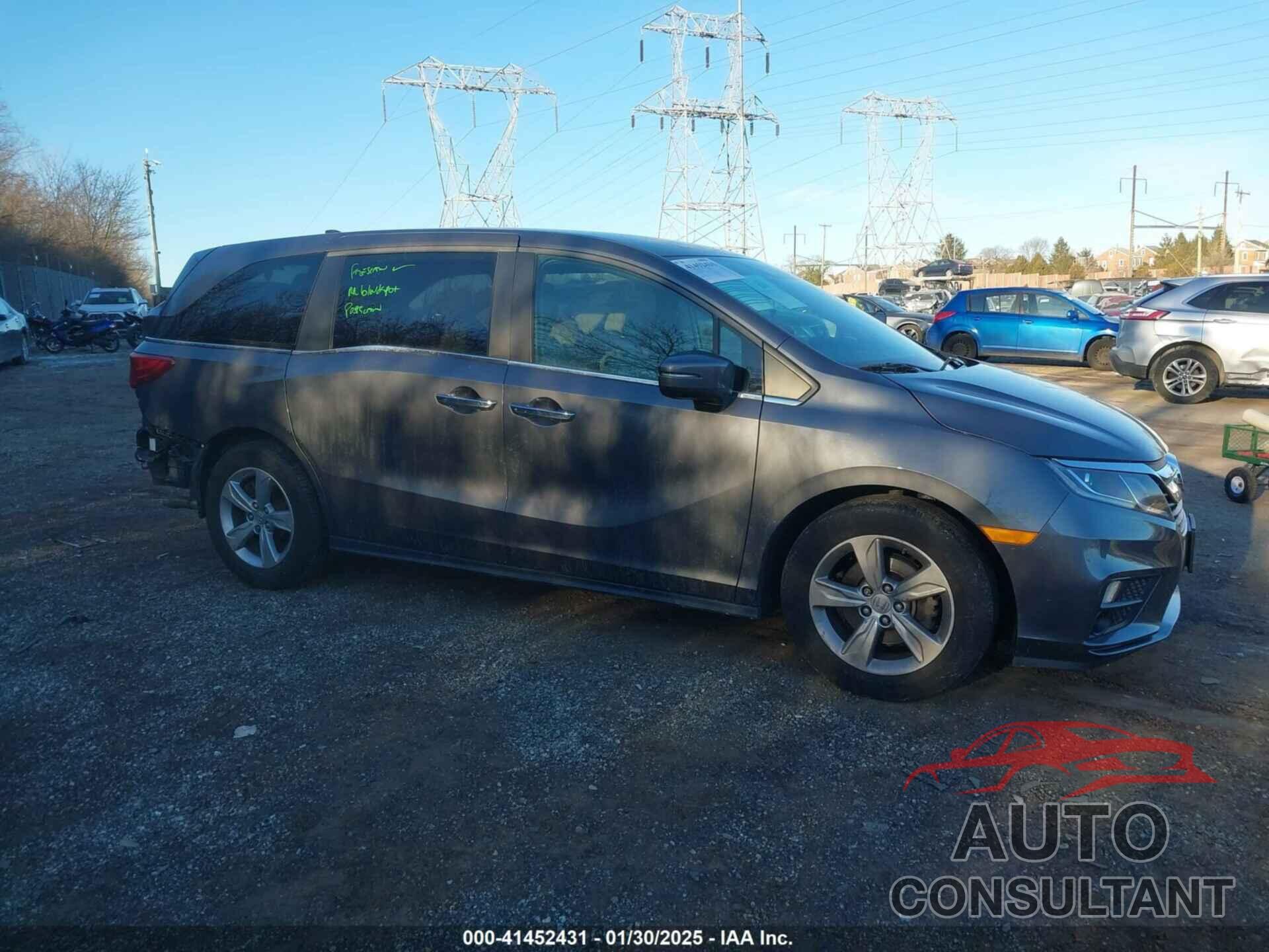 HONDA ODYSSEY 2018 - 5FNRL6H58JB098439